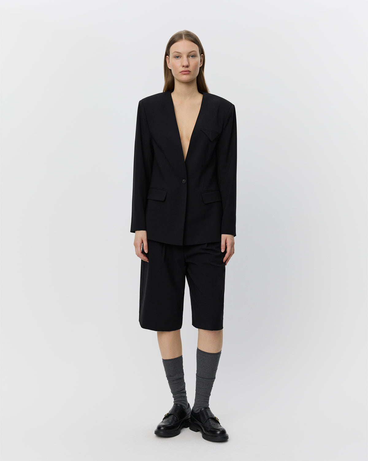 sofie-schnoor-women-amaliesw-blazer-schwarz-einreihig image 2