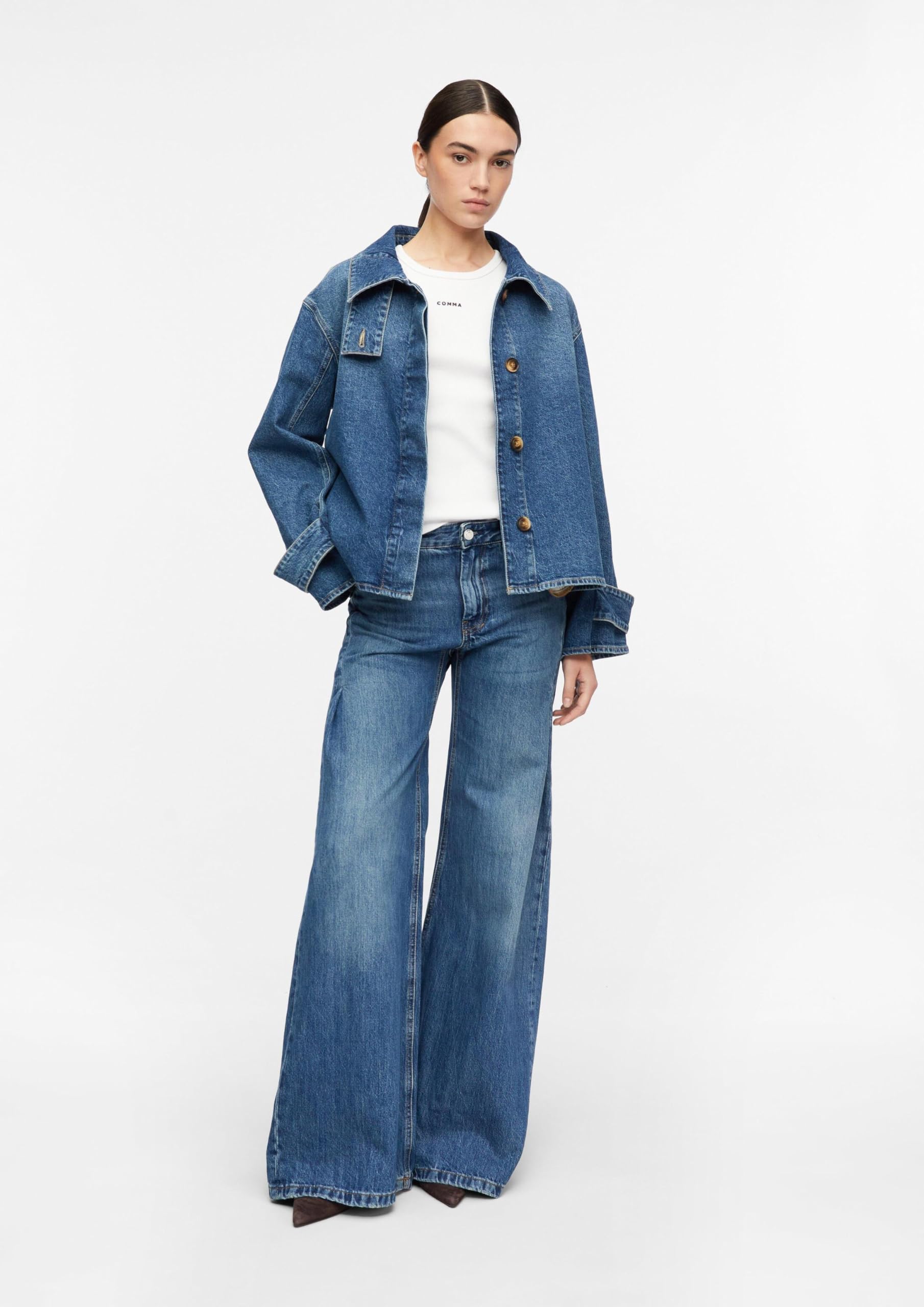 comma-jeans-wide-leg-high-rise-damen-jeans-mit-faltendetail image 6