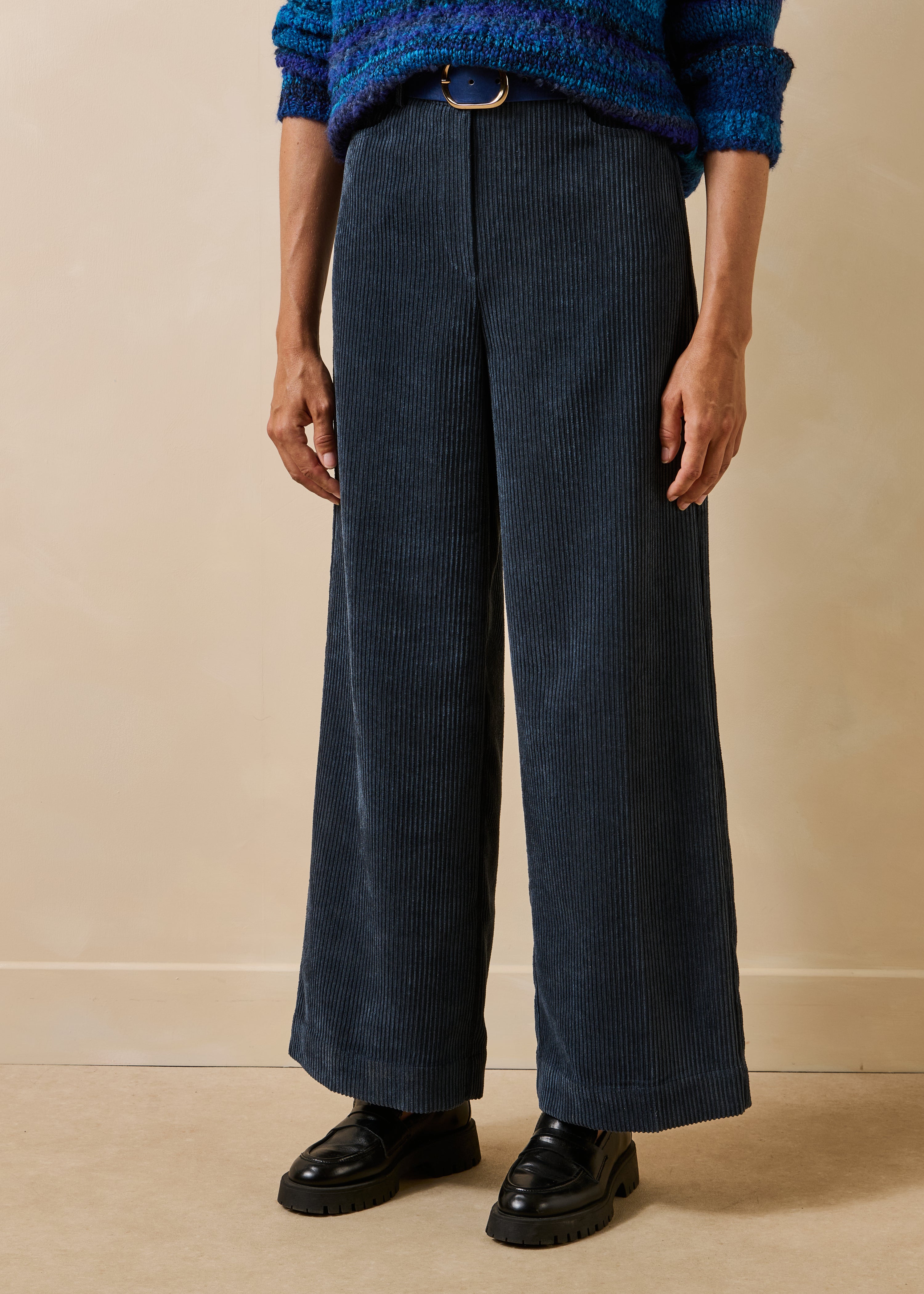 la-f-e-marabout-e-zander-hose-blau-samt-weit image 2