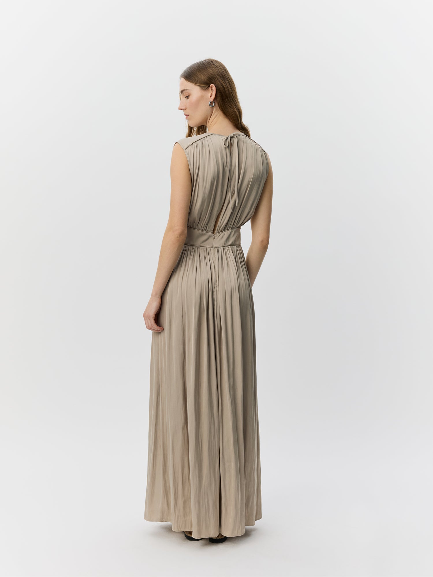 sofie-schnoor-women-linsw-maxikleid-feather-gray-lang image 4