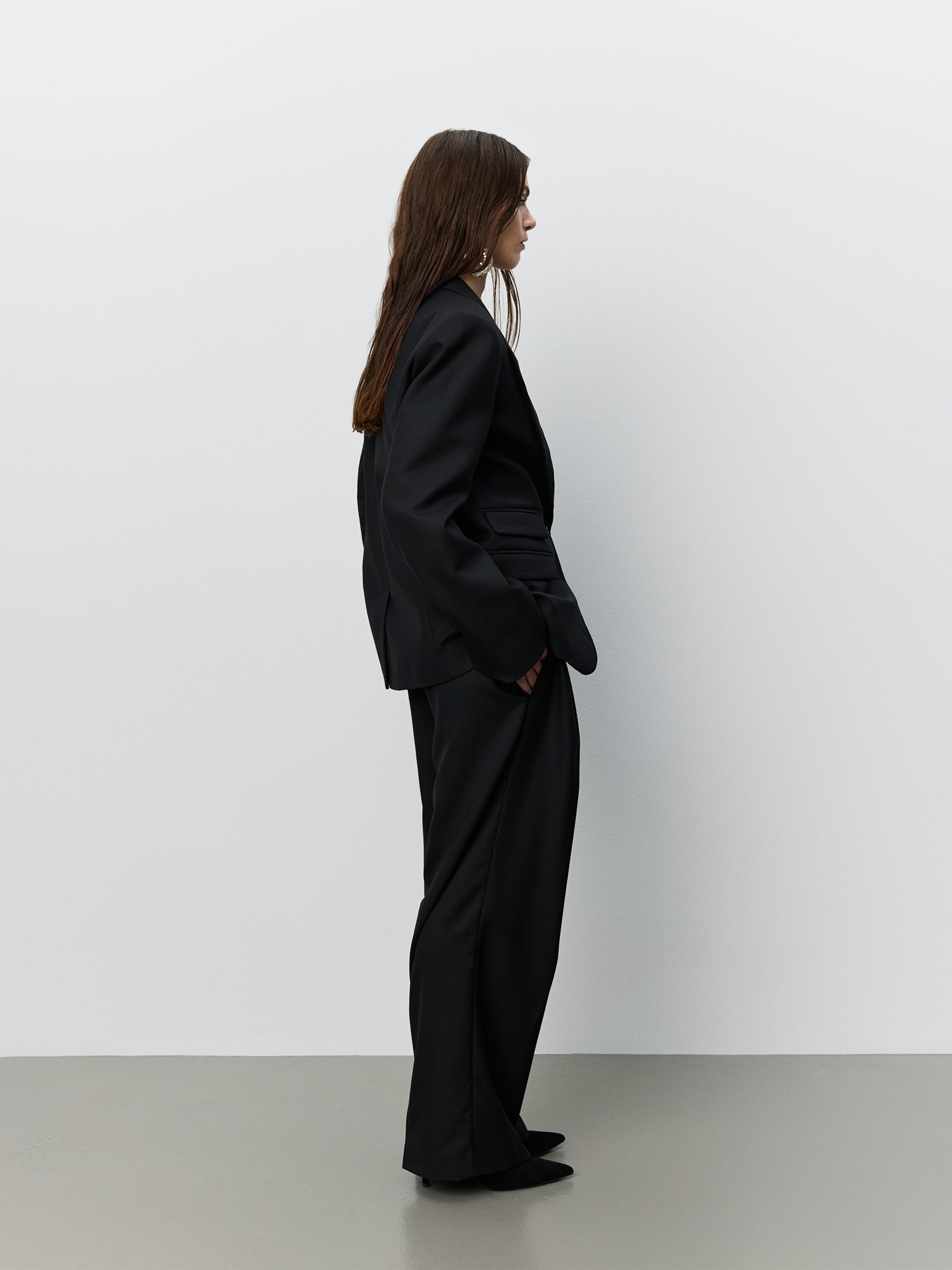 sofie-schnoor-icon-sonnasw-boxy-blazer-schwarz-wolle image 3