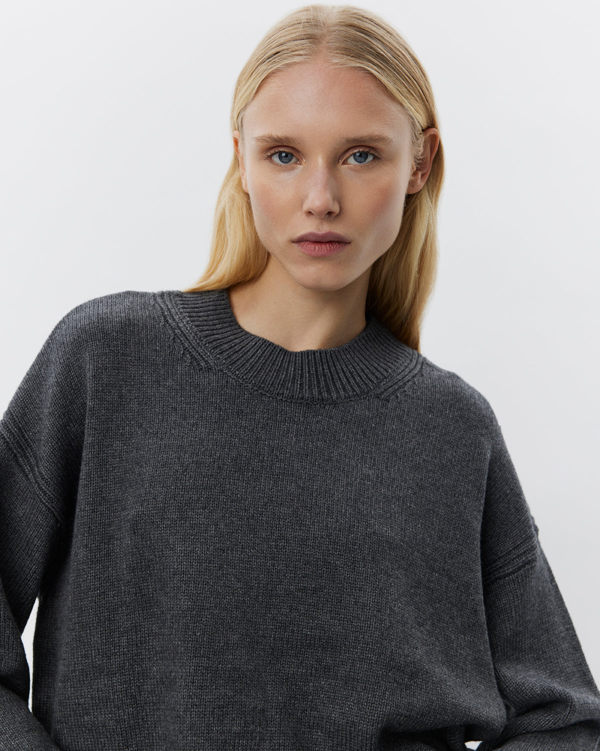 sofie-schnoor-women-hopesw-pullover-dunkelgrau-wolle image 3