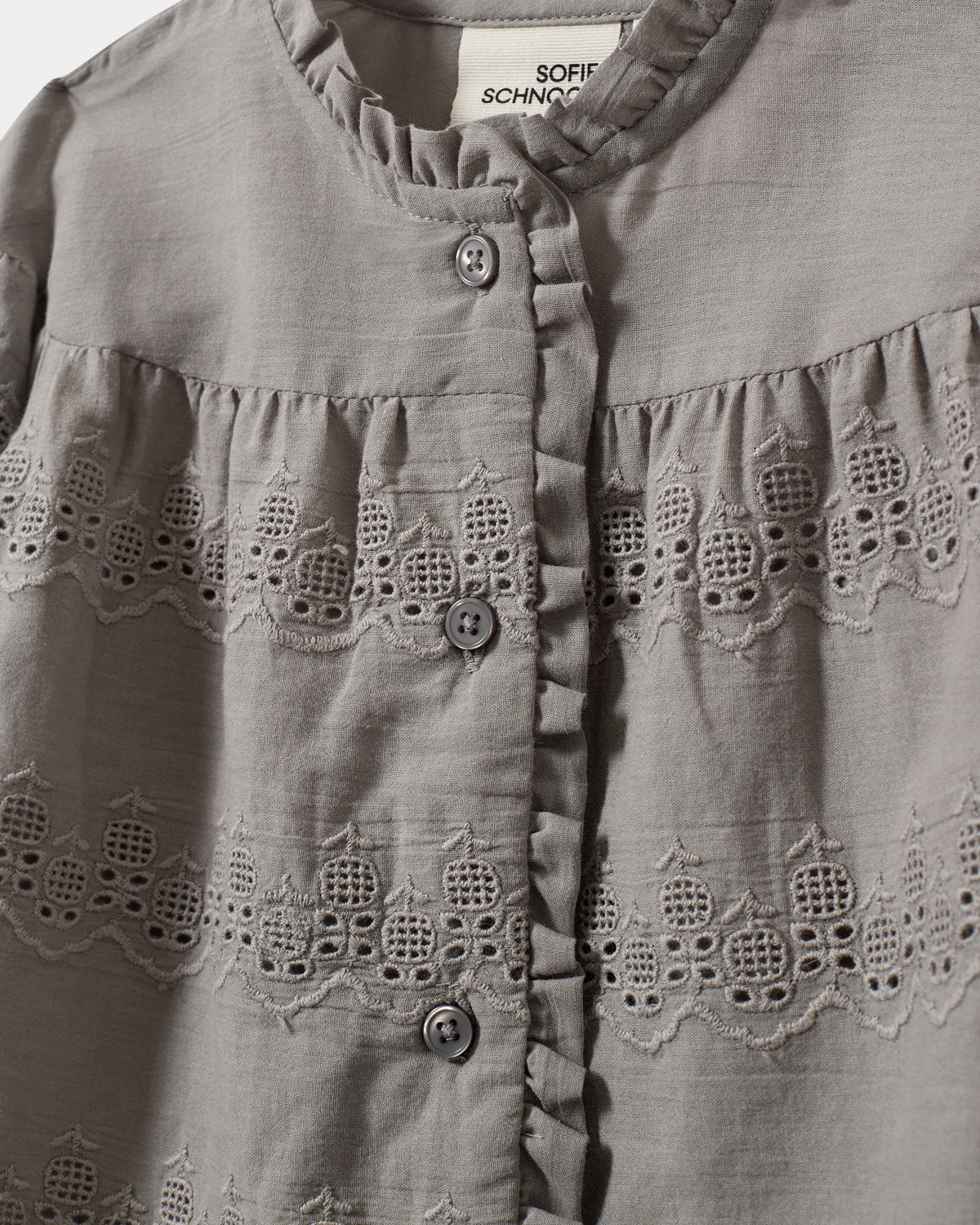 sofie-schnoor-aylinkb-kids-bluse-stone-grey-baumwolle image 6