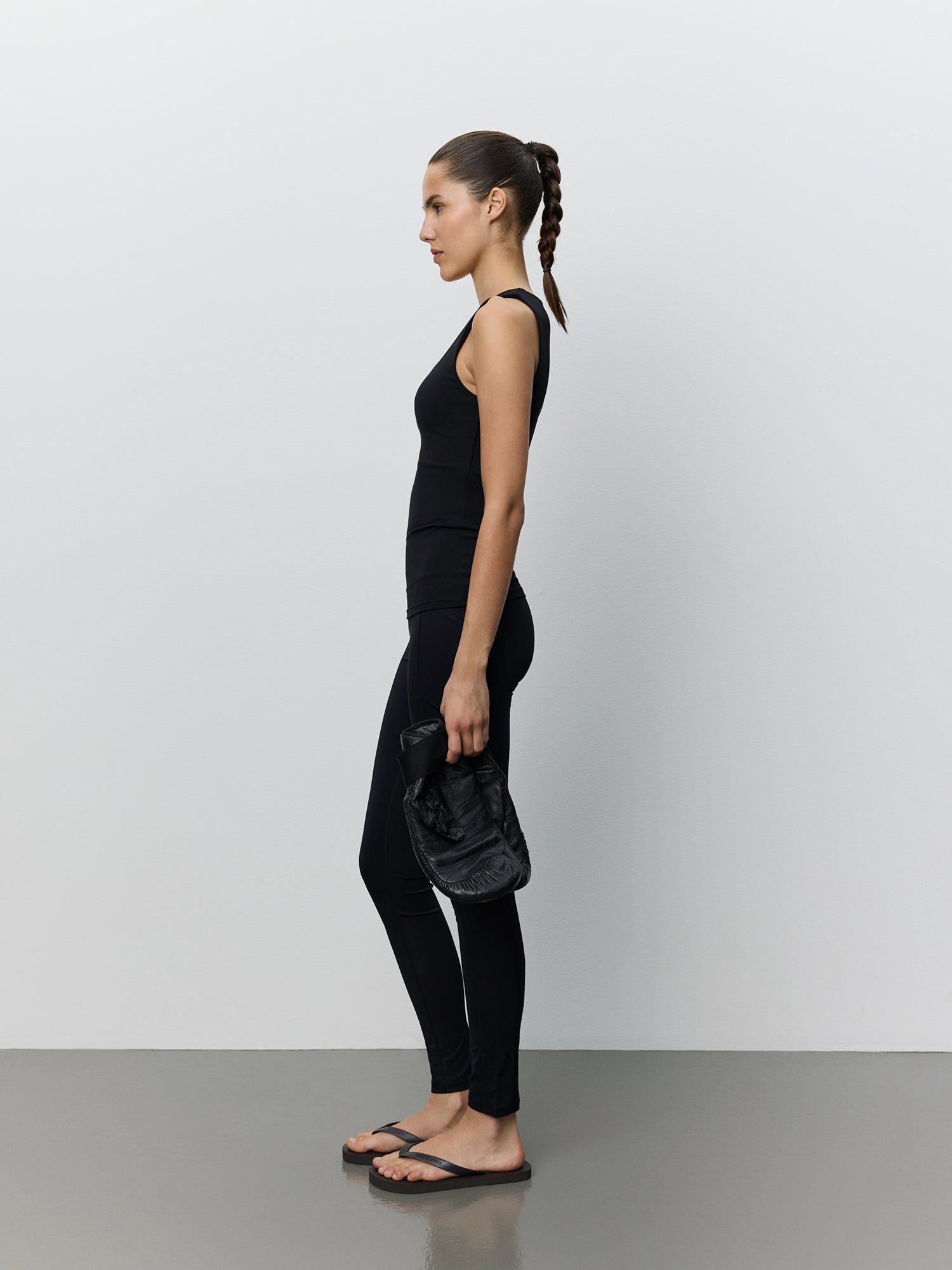 sofie-schnoor-sport-agnetaspo-top-sporttop-damen-schwarz-slim image 4
