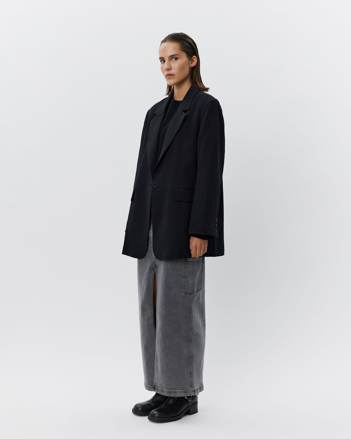 sofie-schnoor-women-tallulahsw-blazer-schwarz-oversized image 4