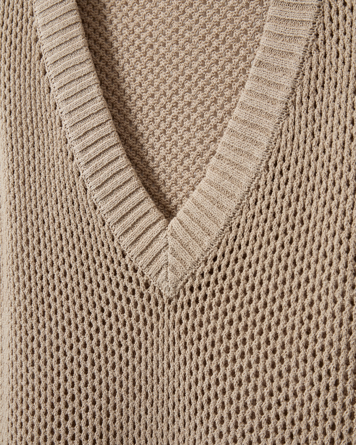 sofie-schnoor-women-aellesw-strickweste-grau-oversized image 7