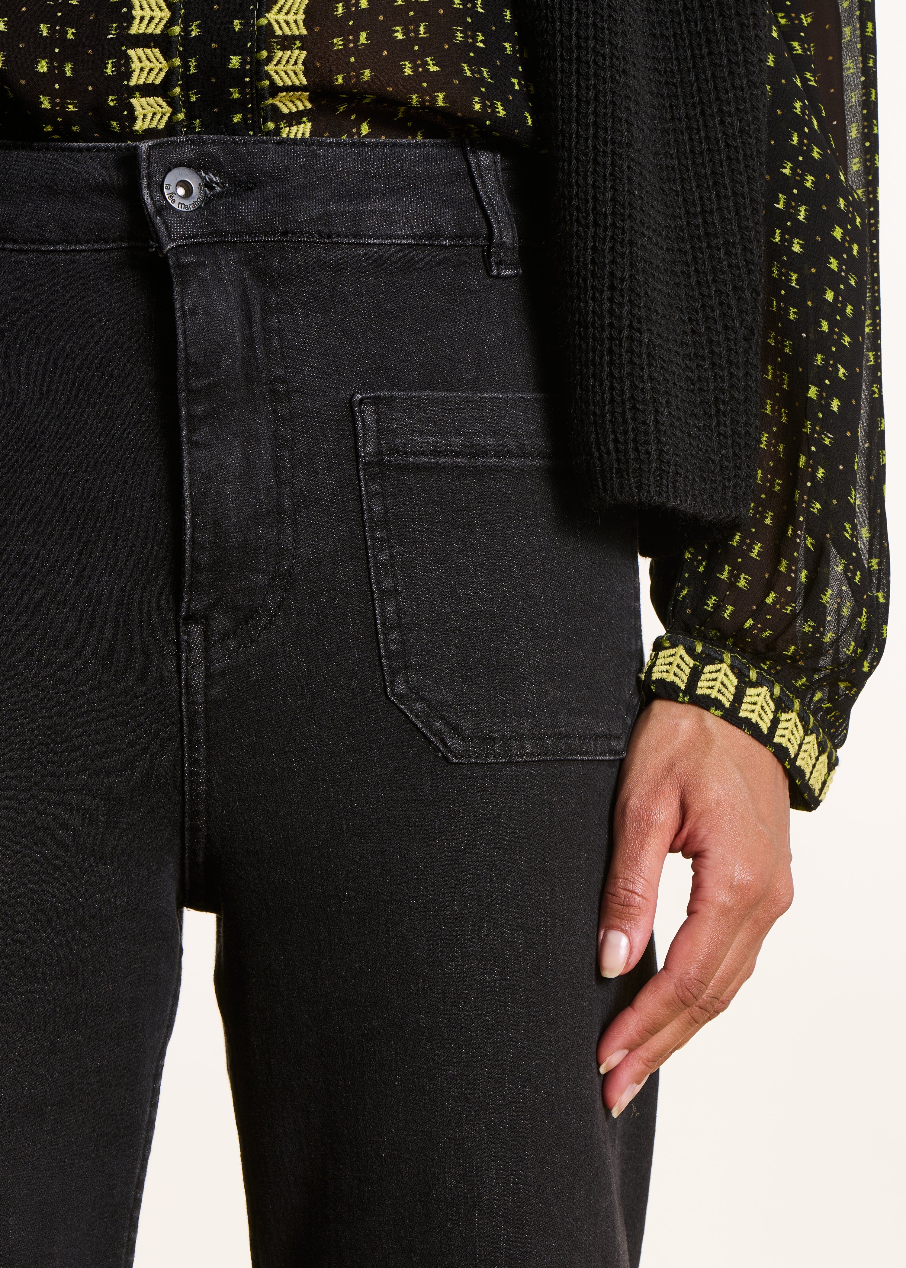 la-f-e-marabout-e-jeans-flare-schwarz-bio-high-waist image 5