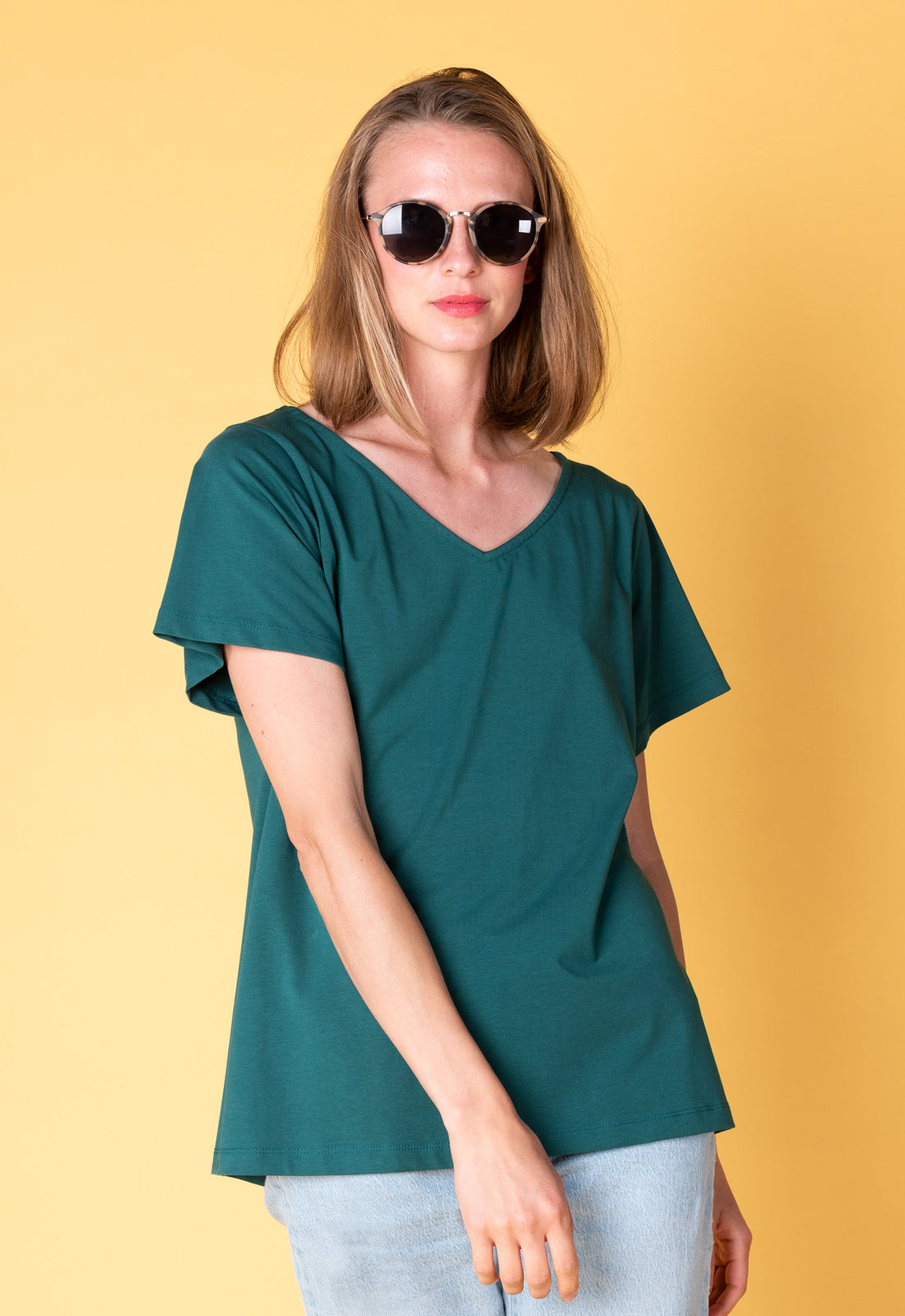 moshiki-s25top-g2-t-shirt-bio-baumwolle-v-ausschnitt-emerald image 3