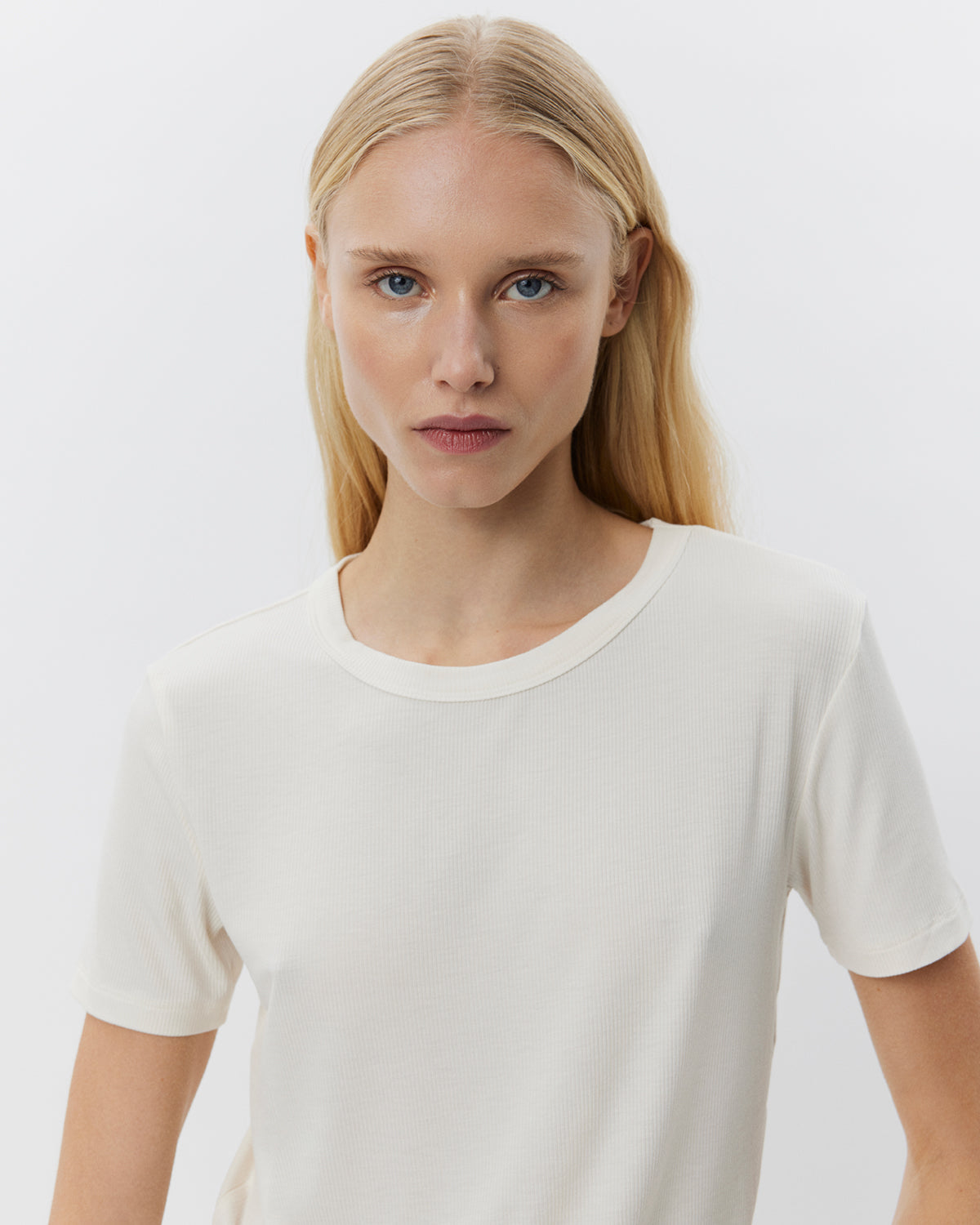 sofie-schnoor-women-nataliasw-t-shirt-off-white-viskose image 5