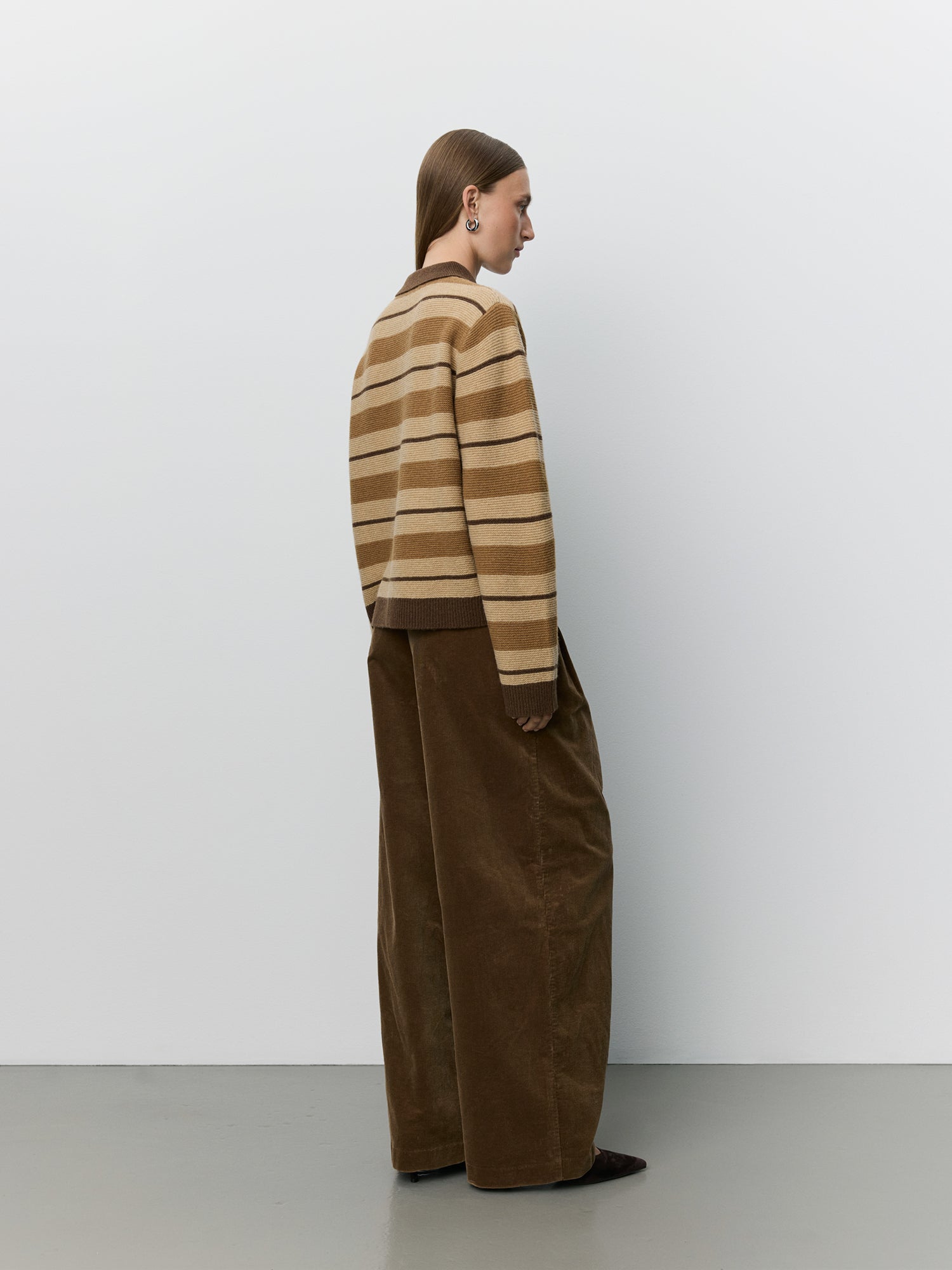 sofie-schnoor-women-s263170-stormasw-strickpolo-braun-lammwolle image 4