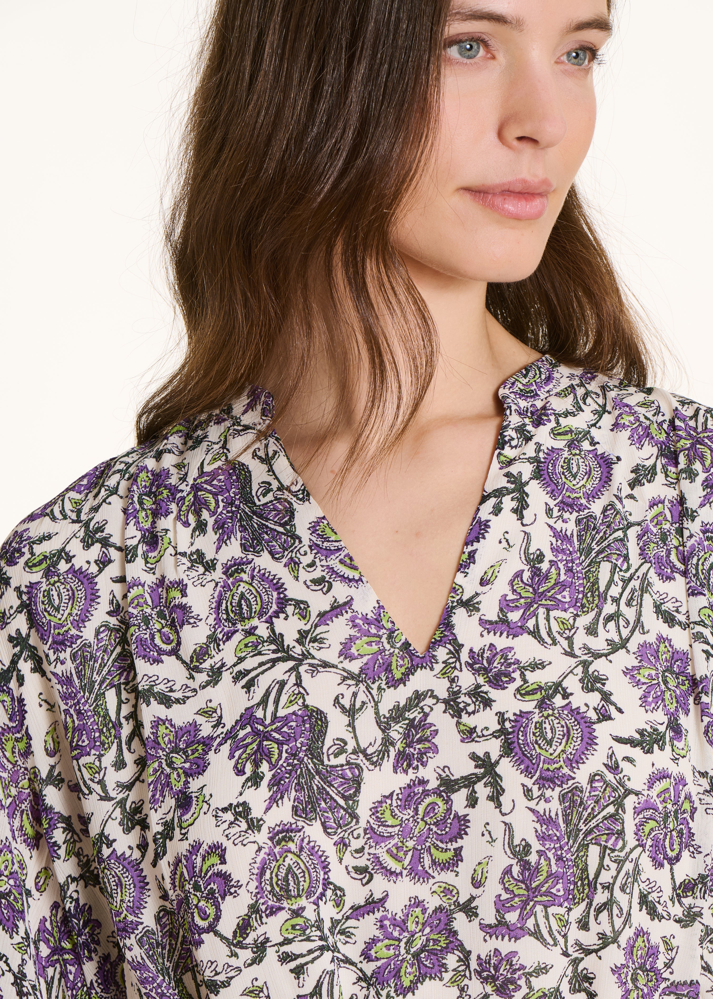 la-f-e-marabout-e-maxikleid-oversize-violett-floral-mit-g-rtel image 5