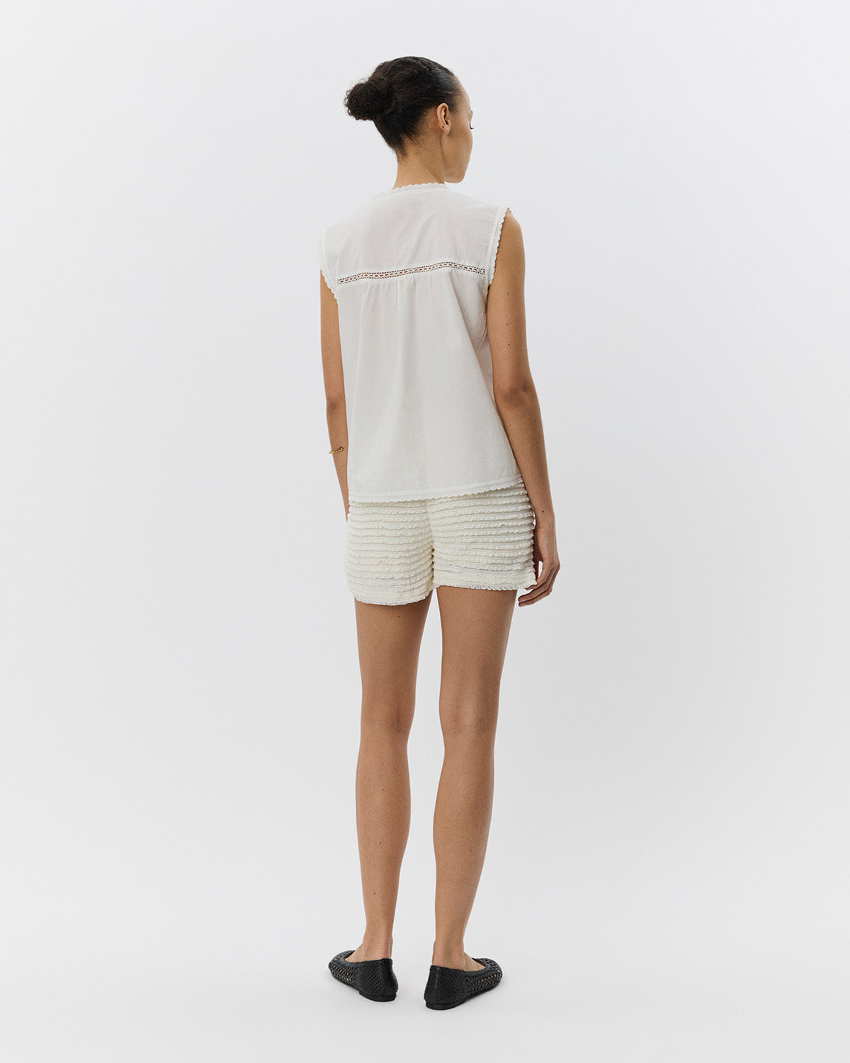 sofie-schnoor-women-charlottesw-shorts-off-white-spitze image 4