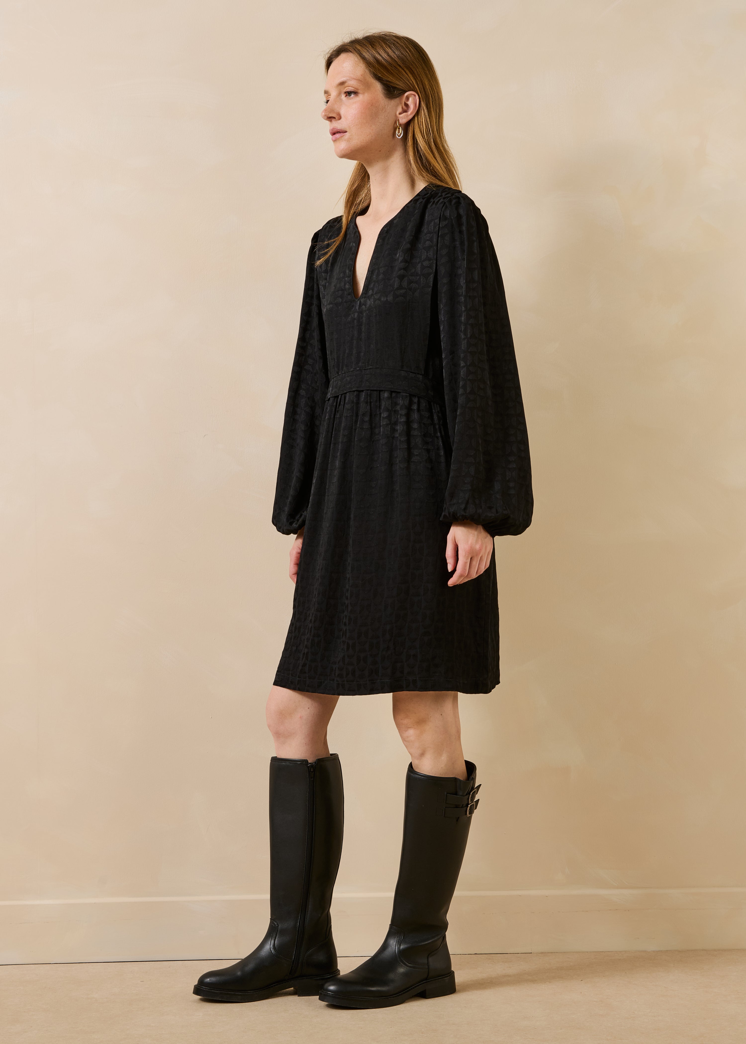 la-f-e-marabout-e-gaeta-kleid-schwarz-jacquard-langarm image 2