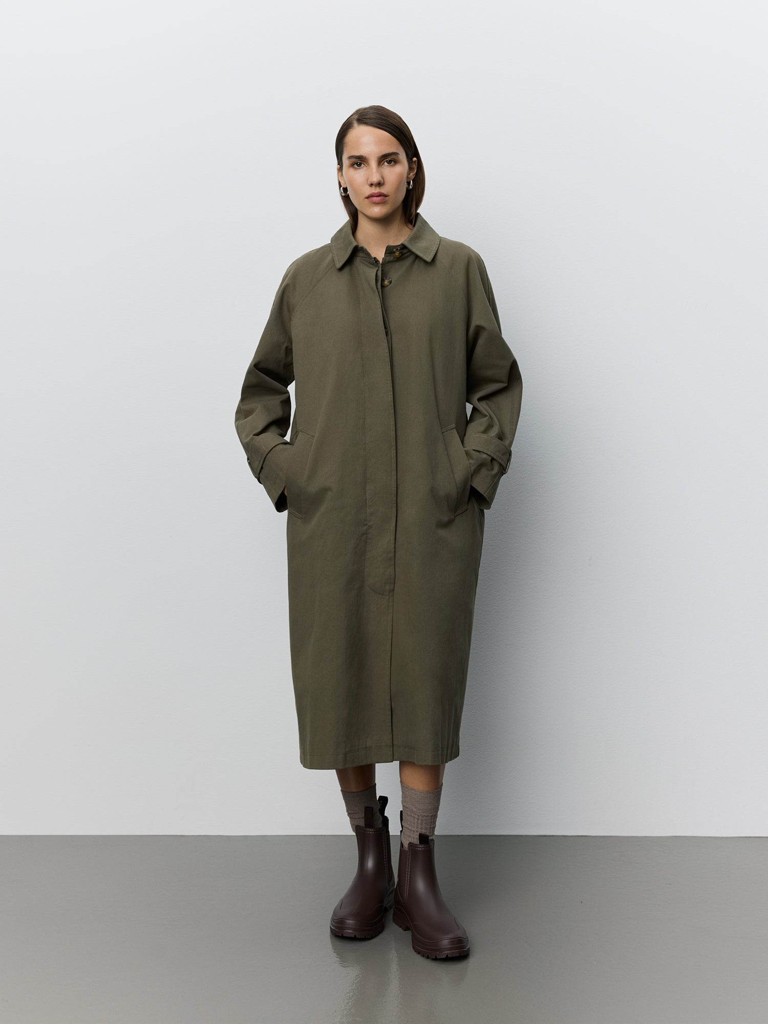 sofie-schnoor-enisesw-trenchcoat-gr-n-34-baumwolle image 2