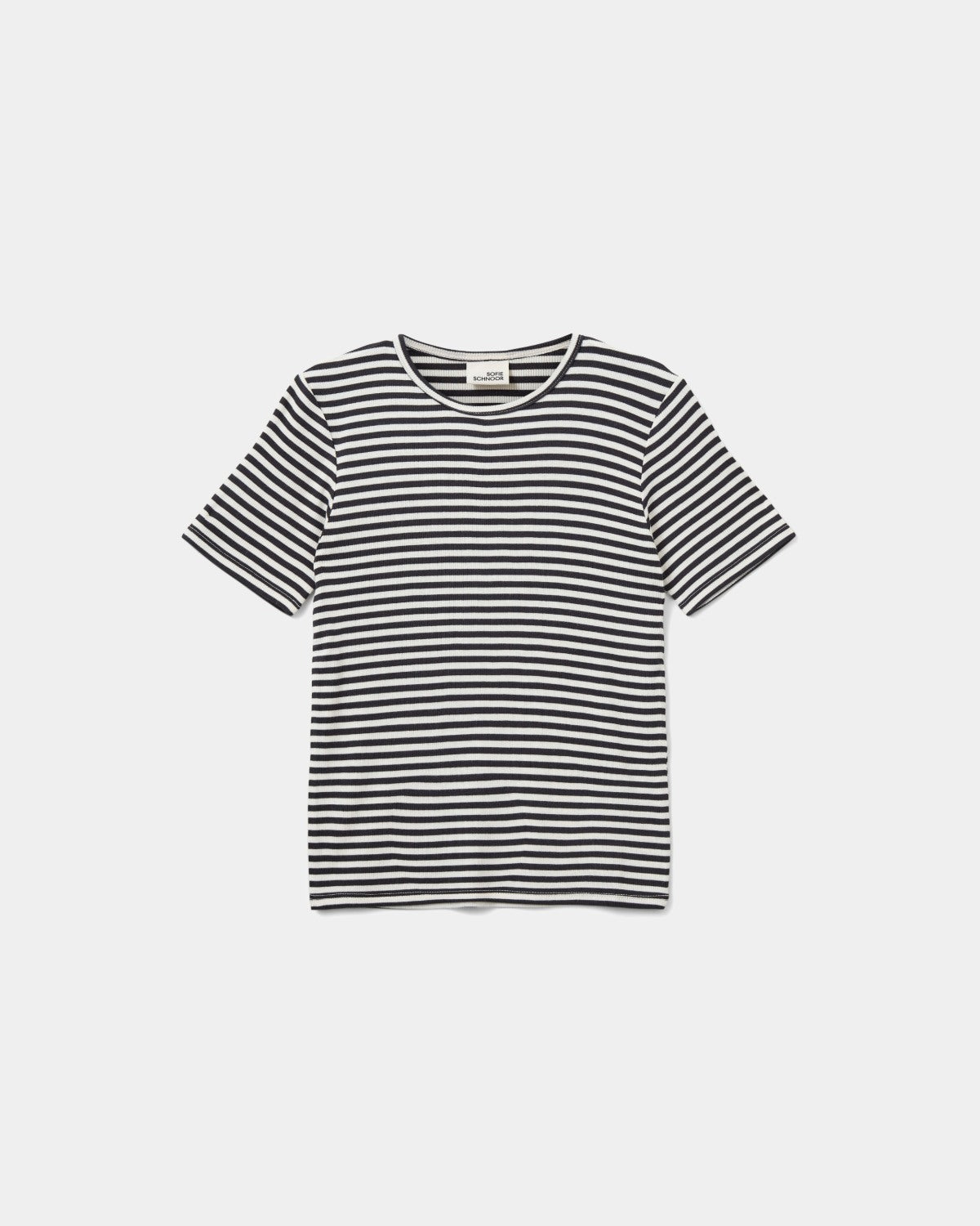 sofie-schnoor-young-nataliasy-t-shirt-black-striped-modal image 1