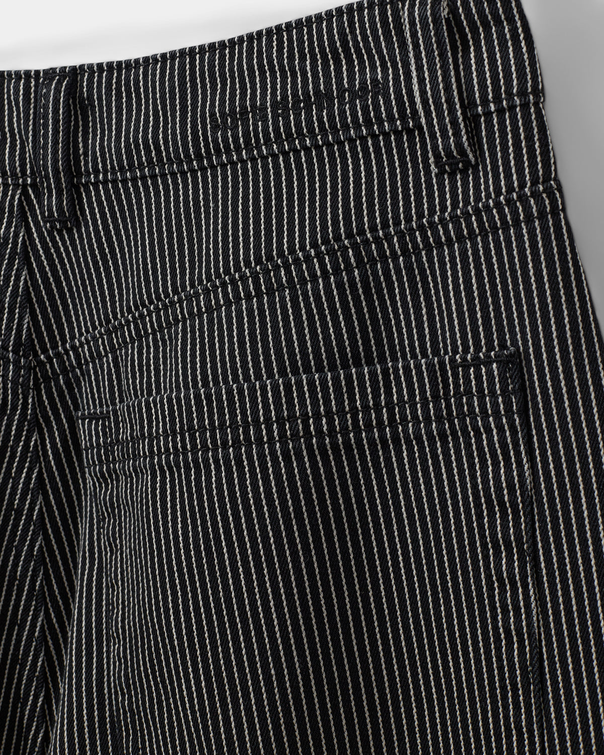 sofie-schnoor-women-tokyosw-jeans-dark-grey-striped-barrel image 4