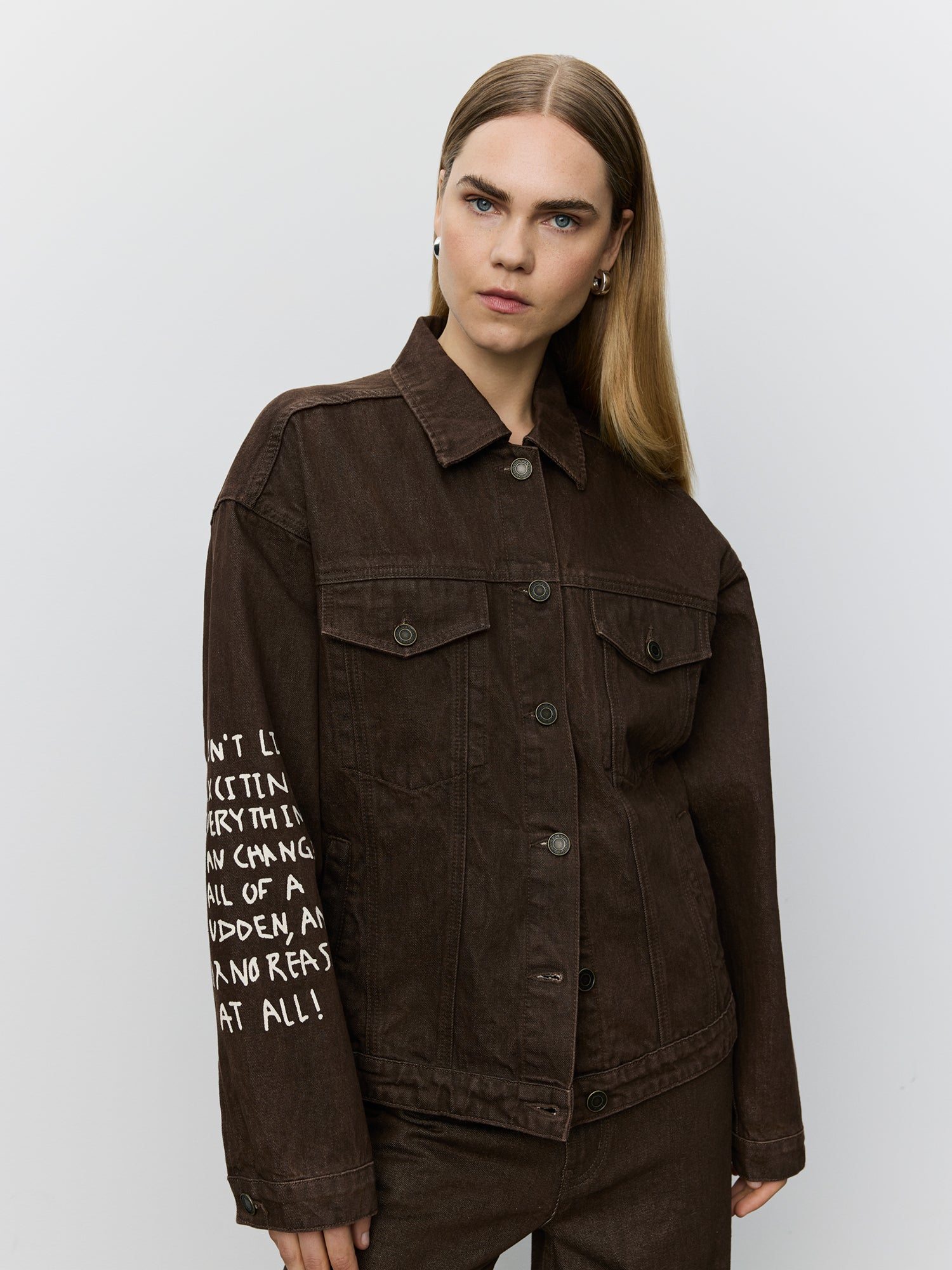 sofie-schnoor-women-audreysw-denimjacke-dark-brown image 5