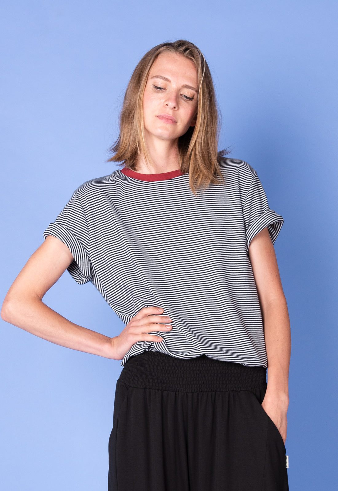 moshiki-dress-i-101-s25top-g7-t-shirt-teal-interlock-gestreift image 2