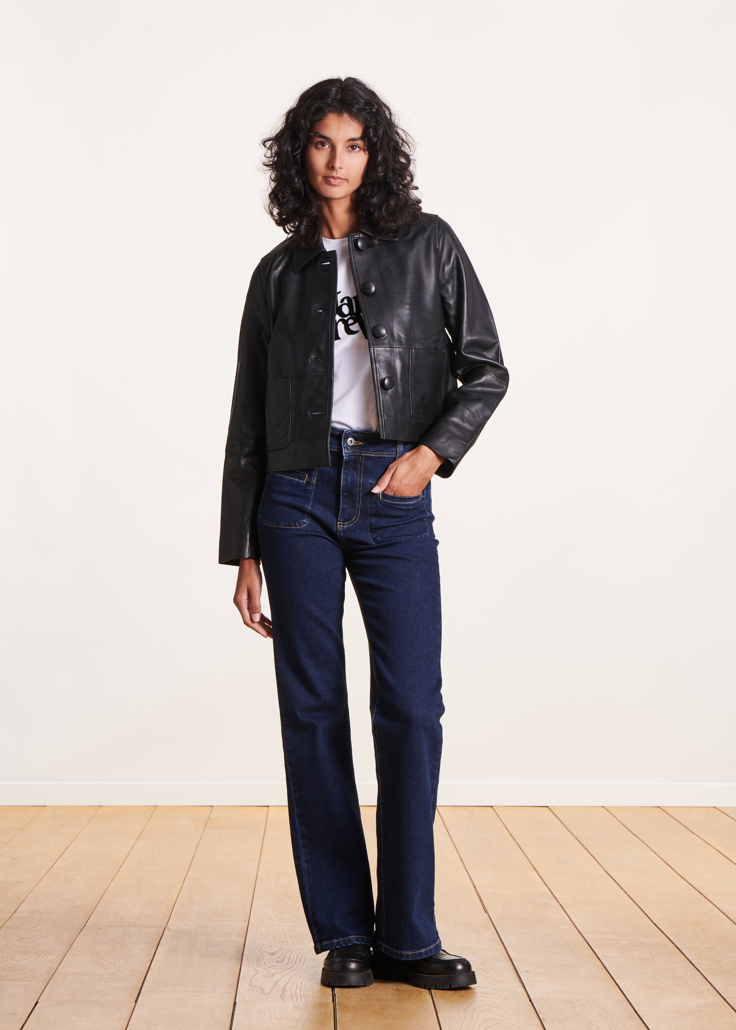 la-f-e-marabout-e-vedelia-blouson-schwarz-lammleder-kurz image 3