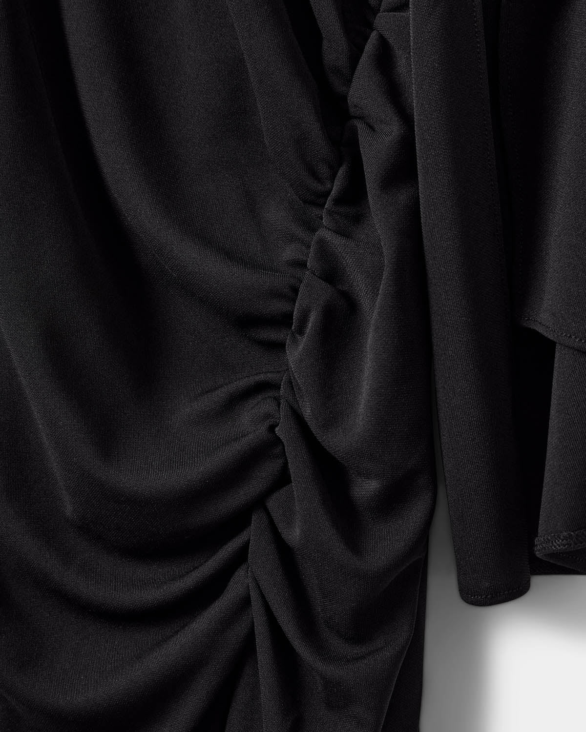 sofie-schnoor-carliasw-mini-dress-kleid-schwarz-cape image 7