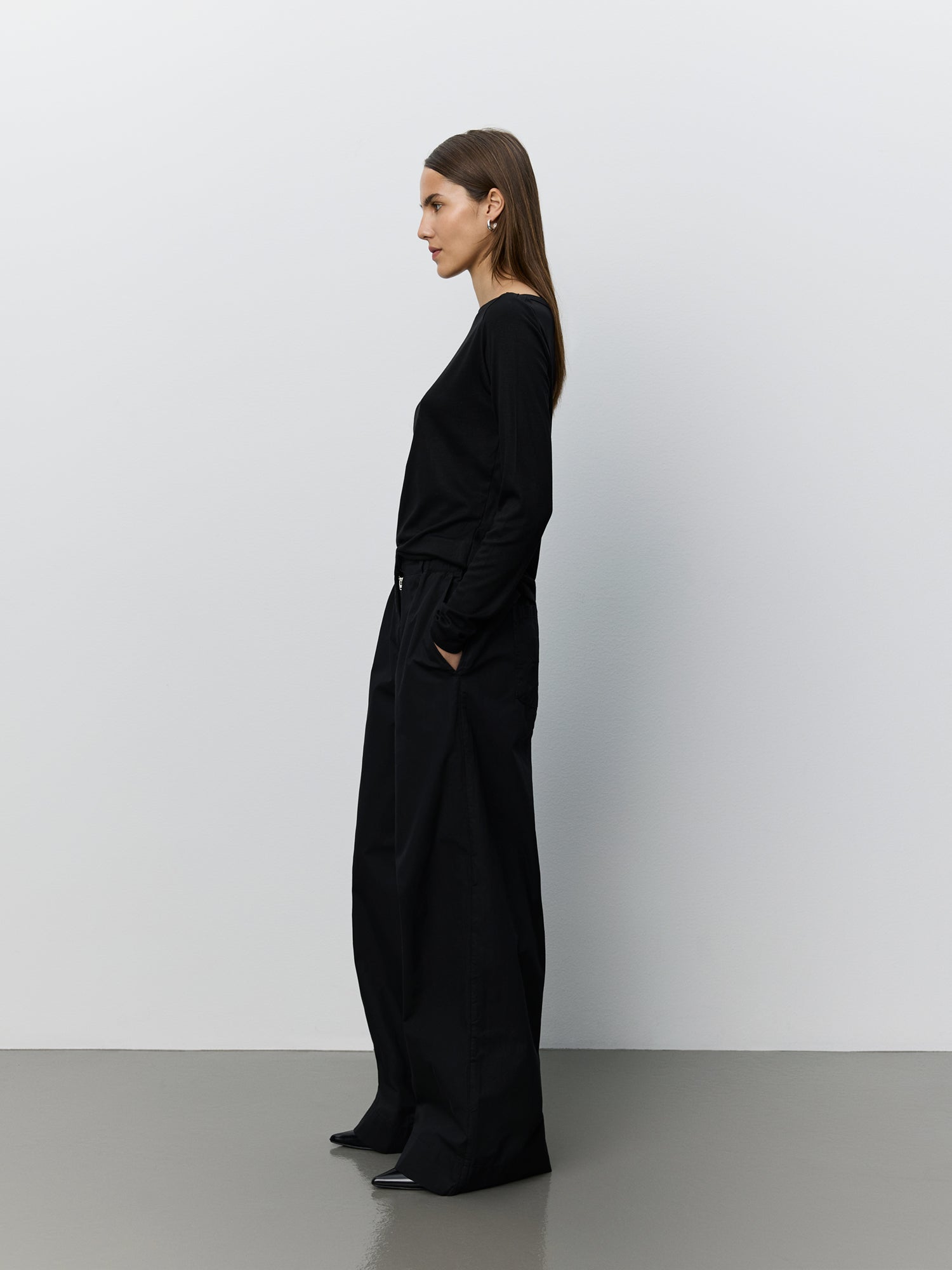 sofie-schnoor-women-reinesw-hose-schwarz-baumwolle image 3