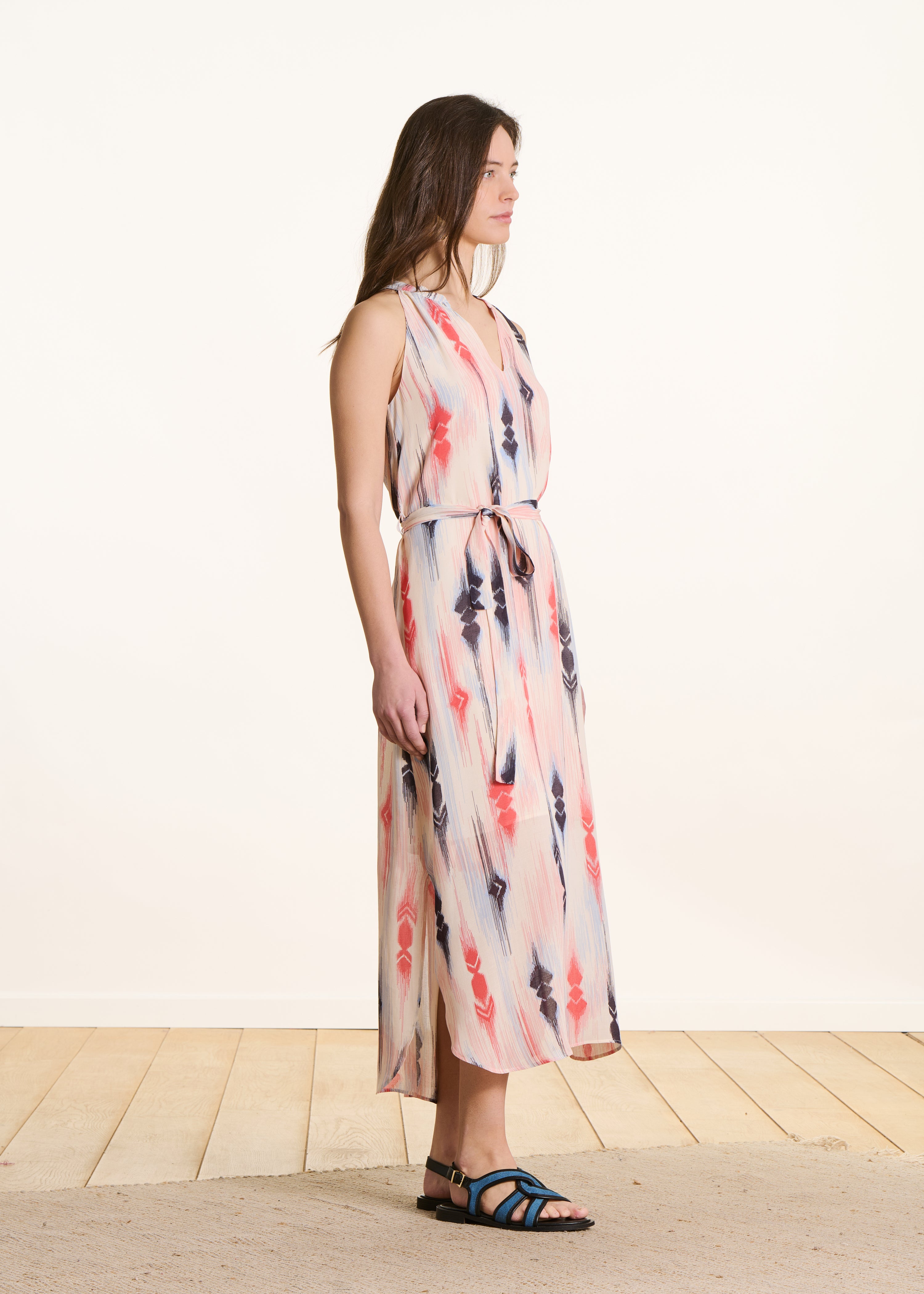 la-f-e-marabout-e-parafe-maxikleid-rosa-blau-print image 2