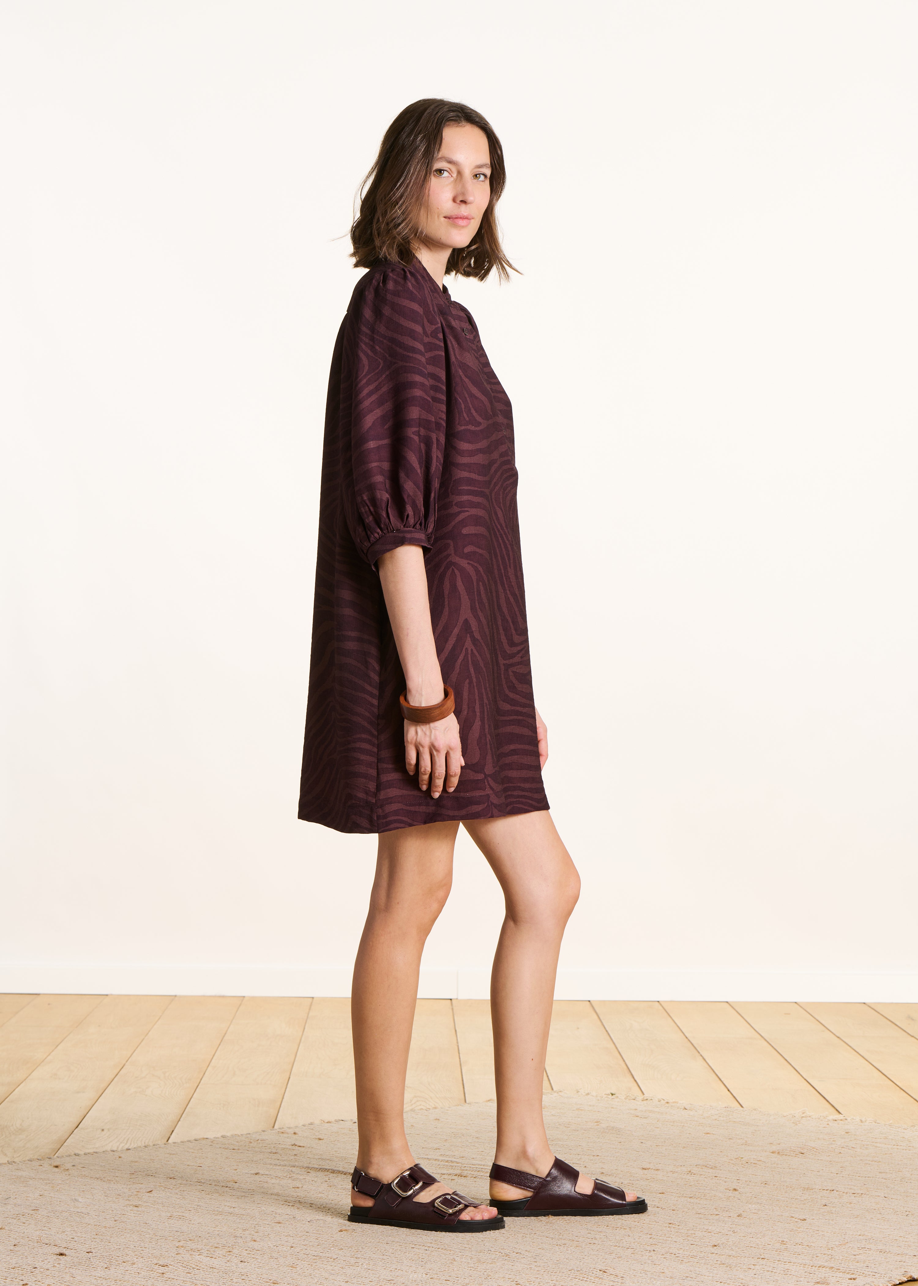 la-f-e-marabout-e-fabiola-kurzes-kleid-animalprint-braun image 2