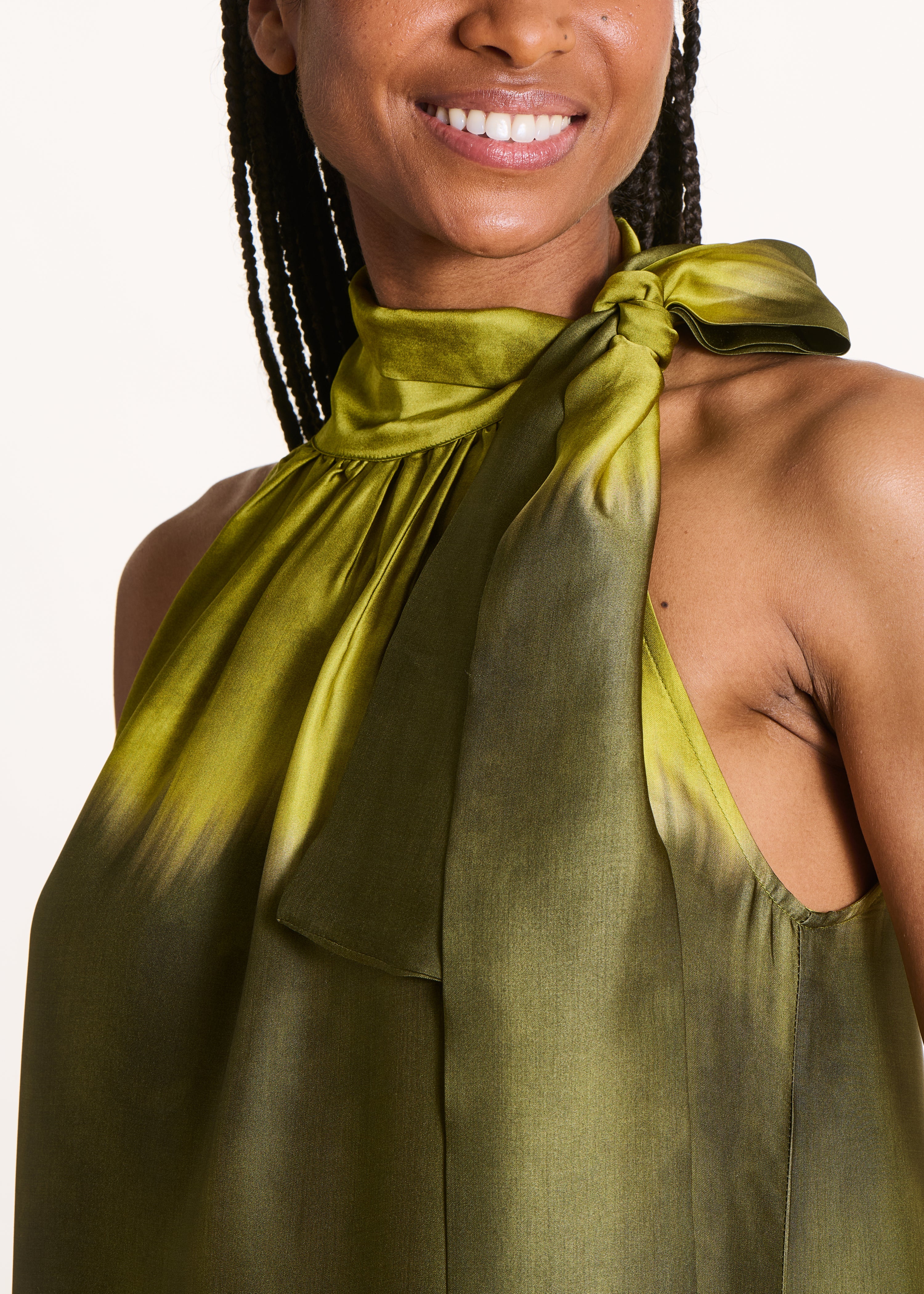 la-f-e-marabout-e-filoni-maxikleid-satin-gr-n-tie-dye-schlitz image 5