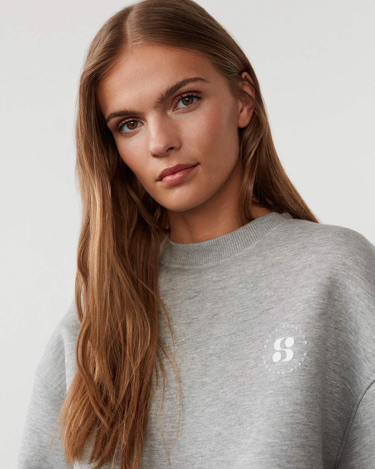 sofie-schnoor-parisw-sweatshirt-grau-melange-baumwolle image 3