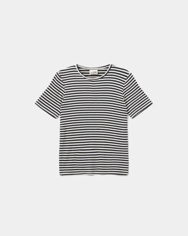 sofie-schnoor-young-nataliasy-t-shirt-black-striped-modal image 1