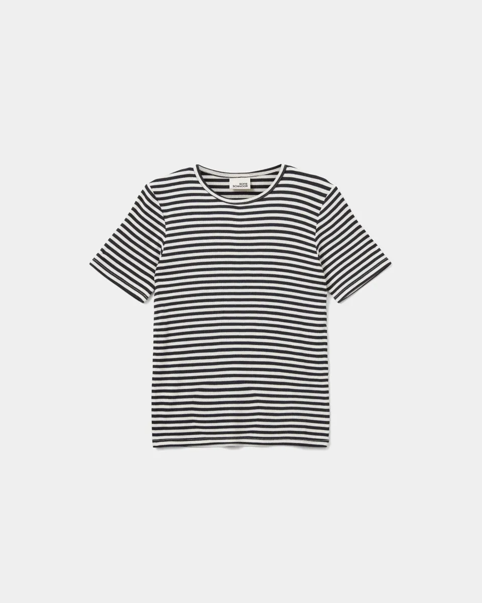 sofie-schnoor-young-nataliasy-t-shirt-black-striped-modal image 1