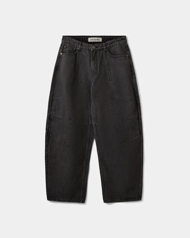 sofie-schnoor-women-beckasw-jeans-black-washed-barrel image 1