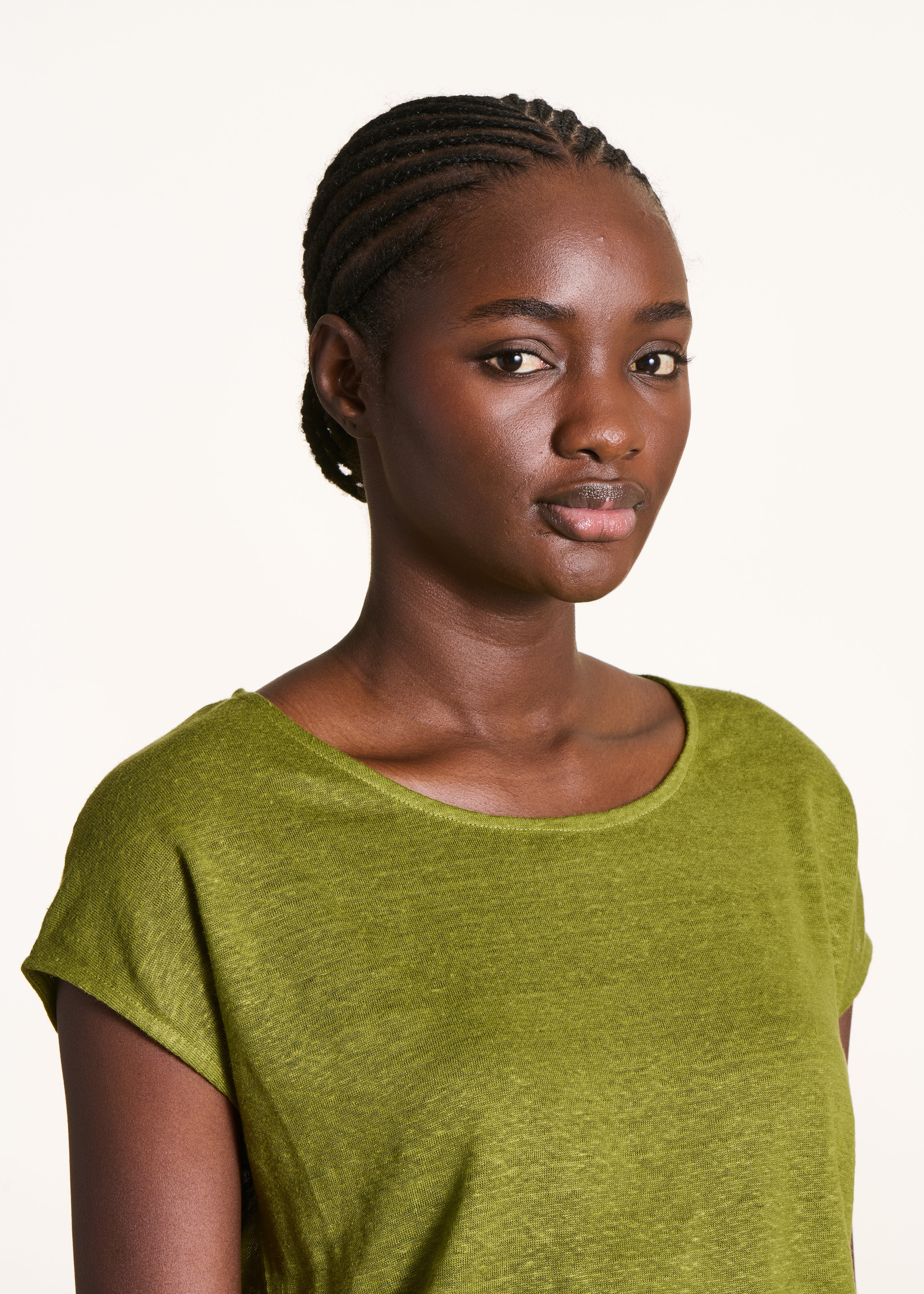 la-f-e-marabout-e-virano-t-shirt-oliv-leinen image 5