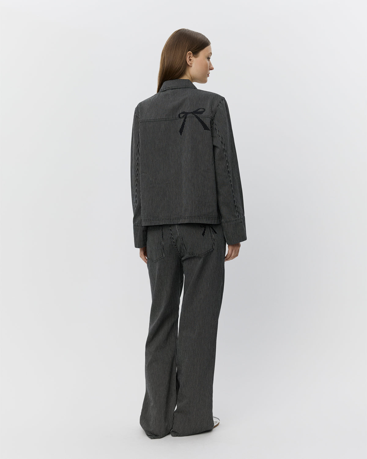 sofie-schnoor-women-lyonsw-hose-schwarz-gestreift-high-waist image 4