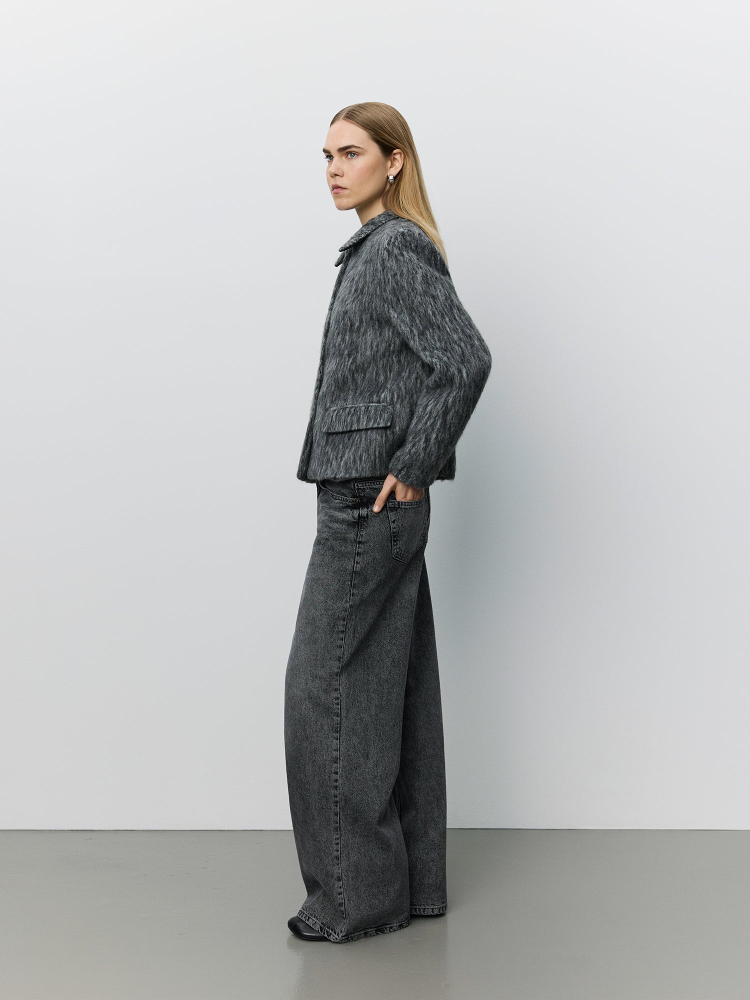 sofie-schnoor-women-ellysw-short-blazer-dunkelgrau image 3
