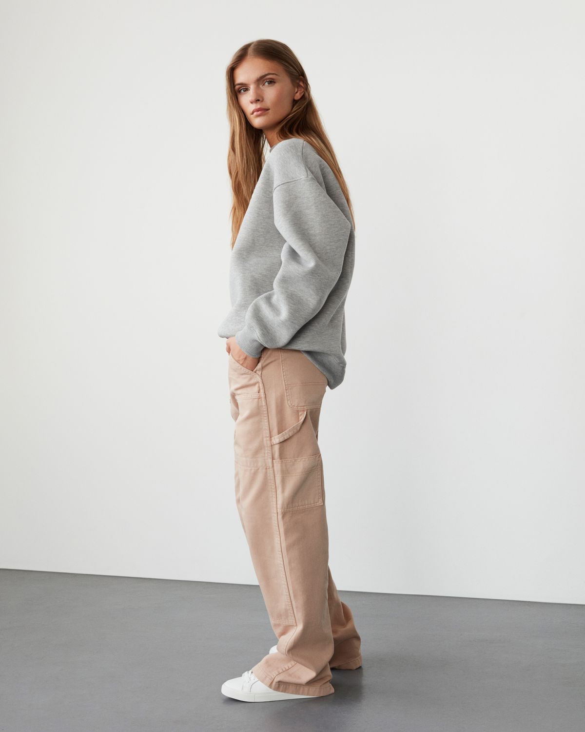 sofie-schnoor-parisw-sweatshirt-grau-melange-baumwolle image 4