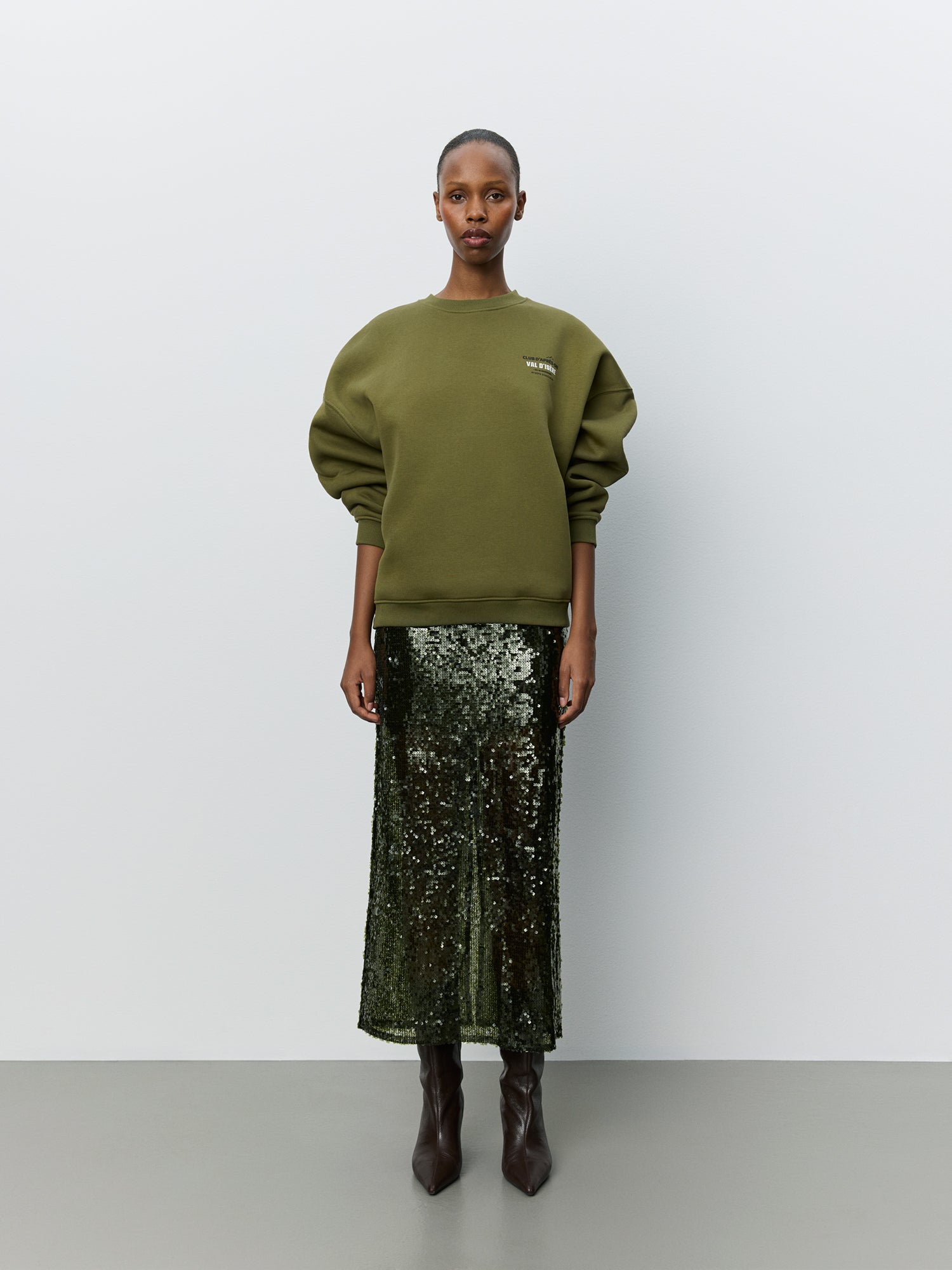 sofie-schnoor-women-parossw-sweatshirt-oliv-baumwolle image 2