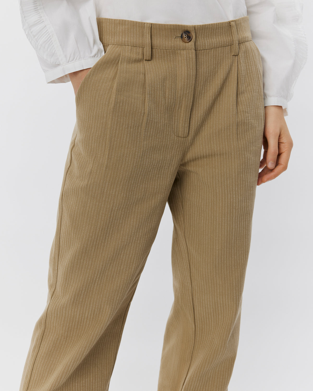 sofie-schnoor-malinasw-hose-beige-light-camel image 5