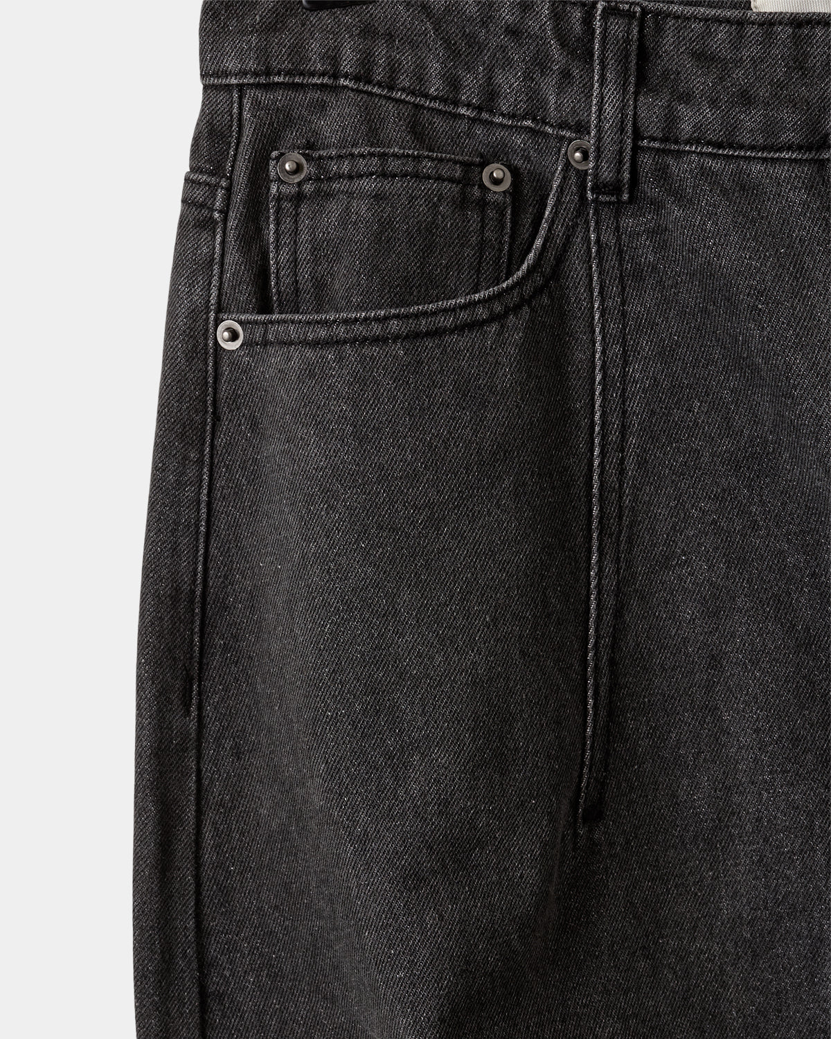 sofie-schnoor-women-beckasw-jeans-black-washed-barrel image 7