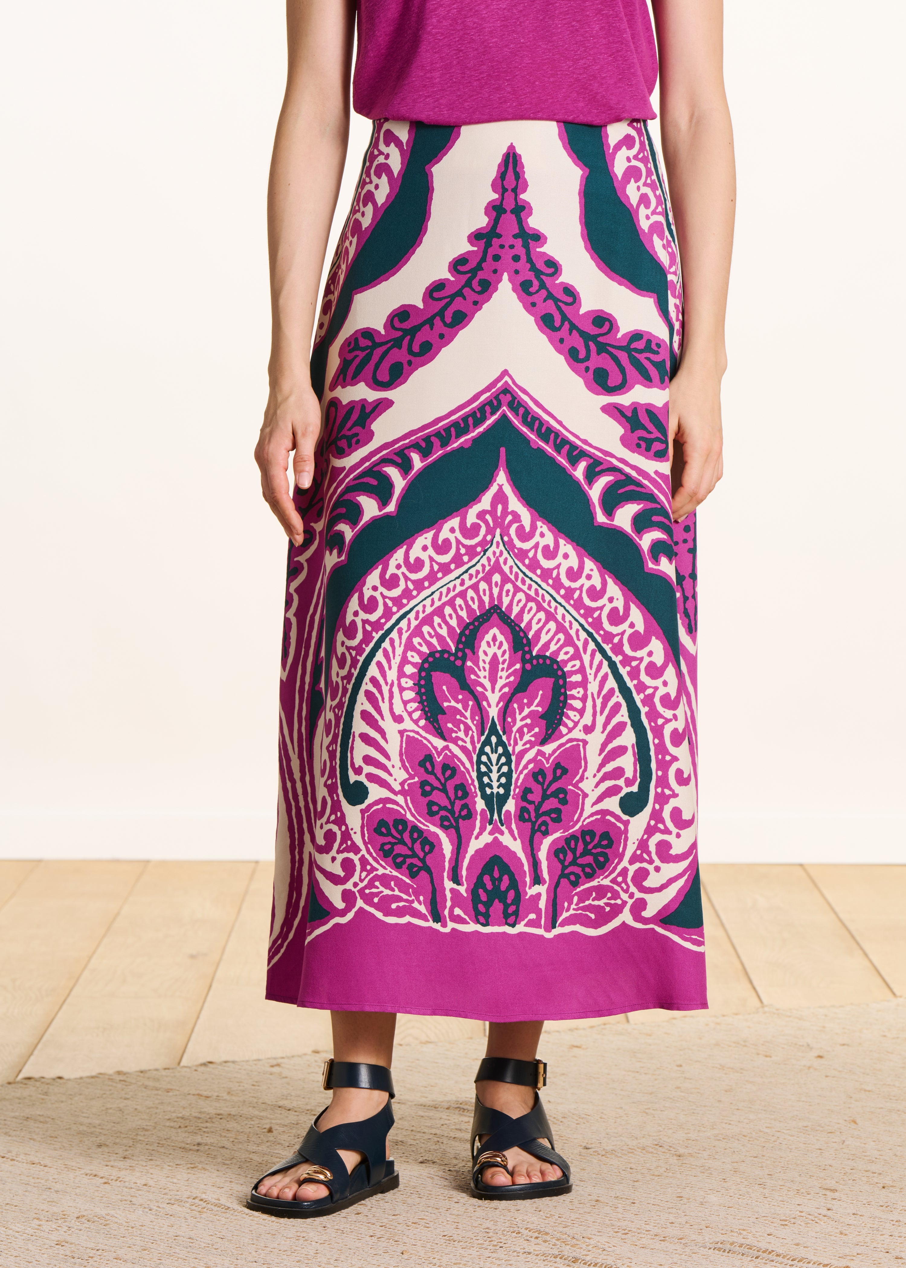 la-f-e-marabout-e-clodia-midirock-violett-paisley-muster image 2