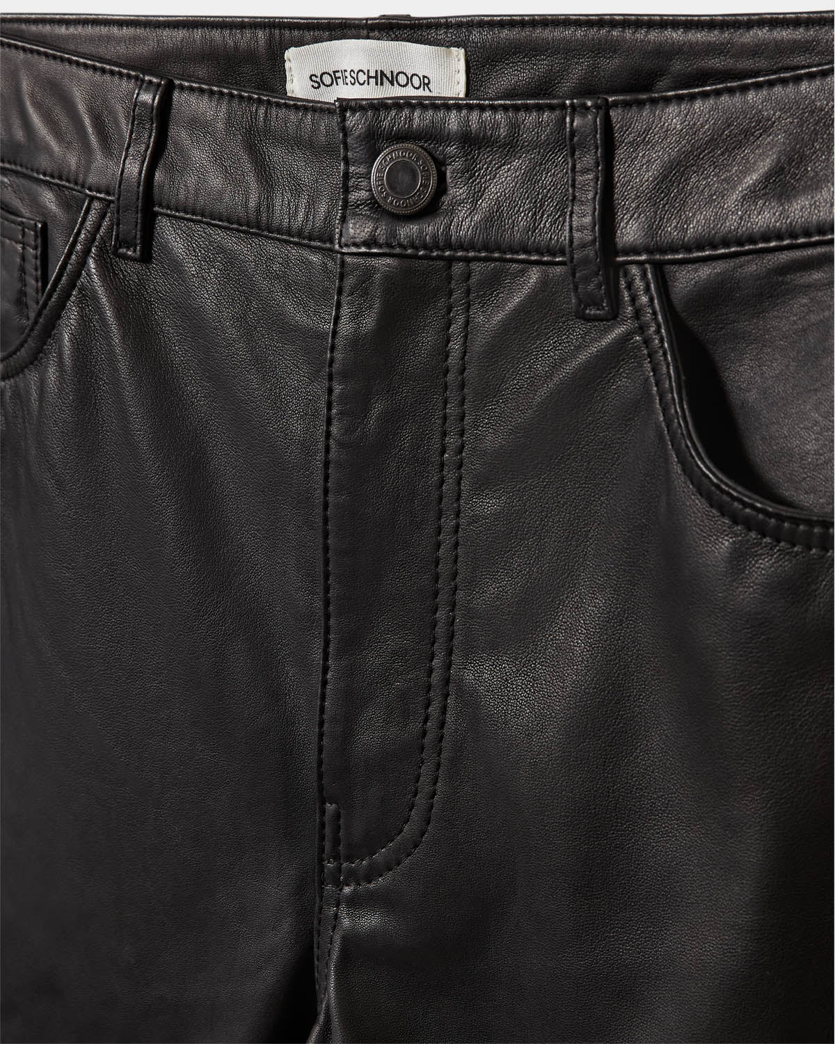 sofie-schnoor-women-vokesw-leder-shorts-schwarz-lammleder image 8