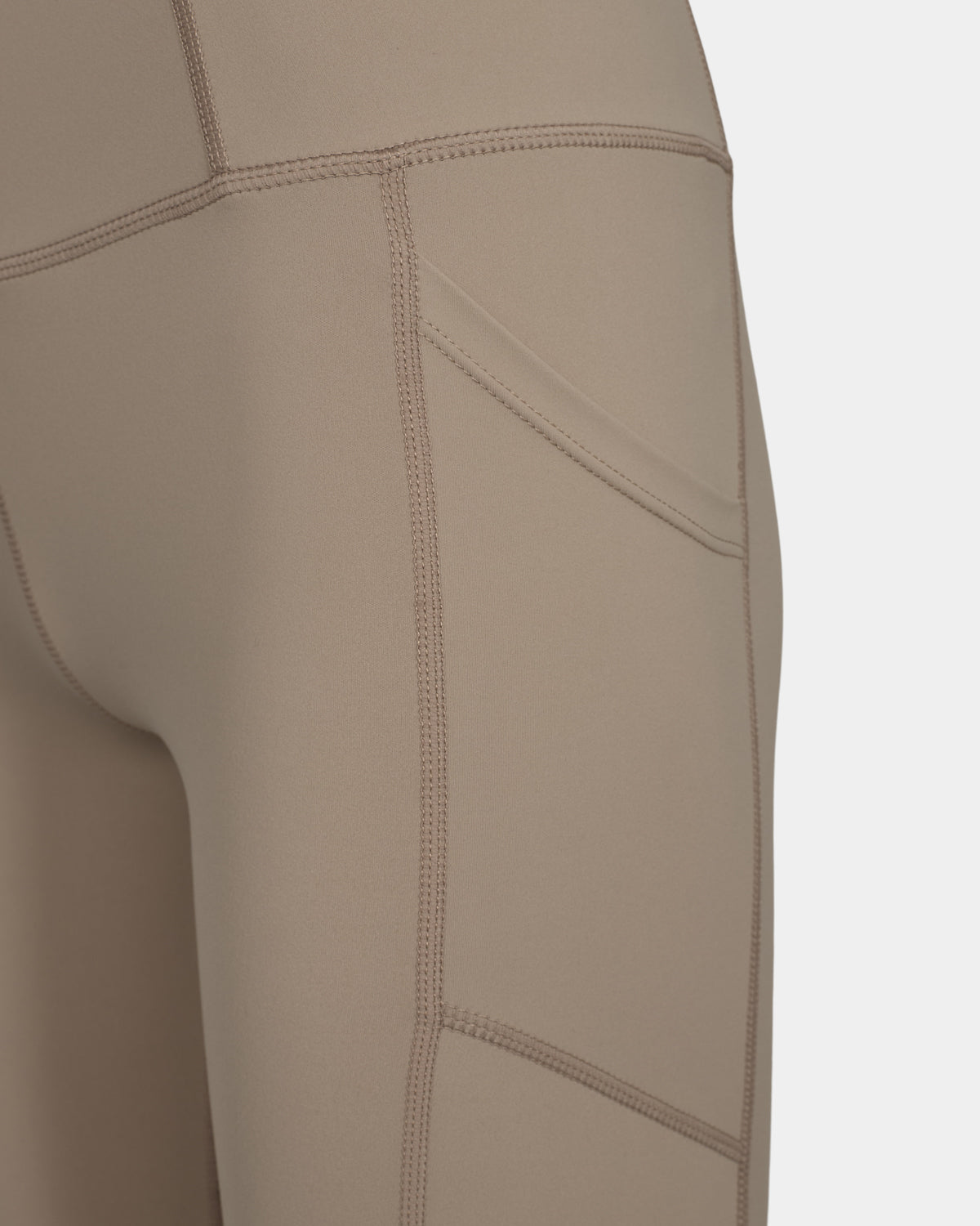 sofie-schnoor-sport-sarinaspo-leggings-dusty-sand image 8