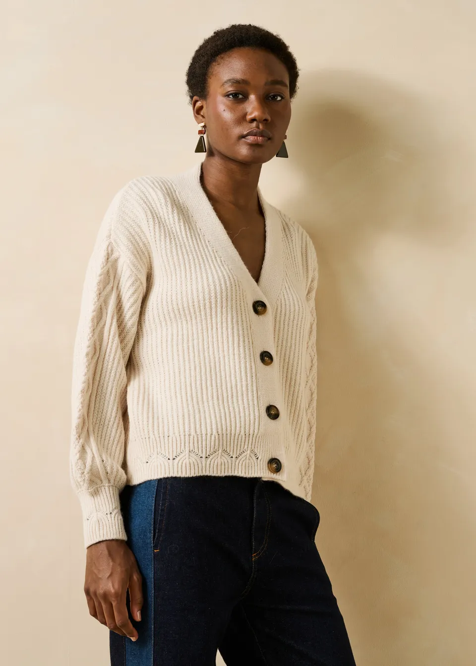 la-f-e-marabout-e-gastel-strickjacke-ecru-wolle-alpaka image 1