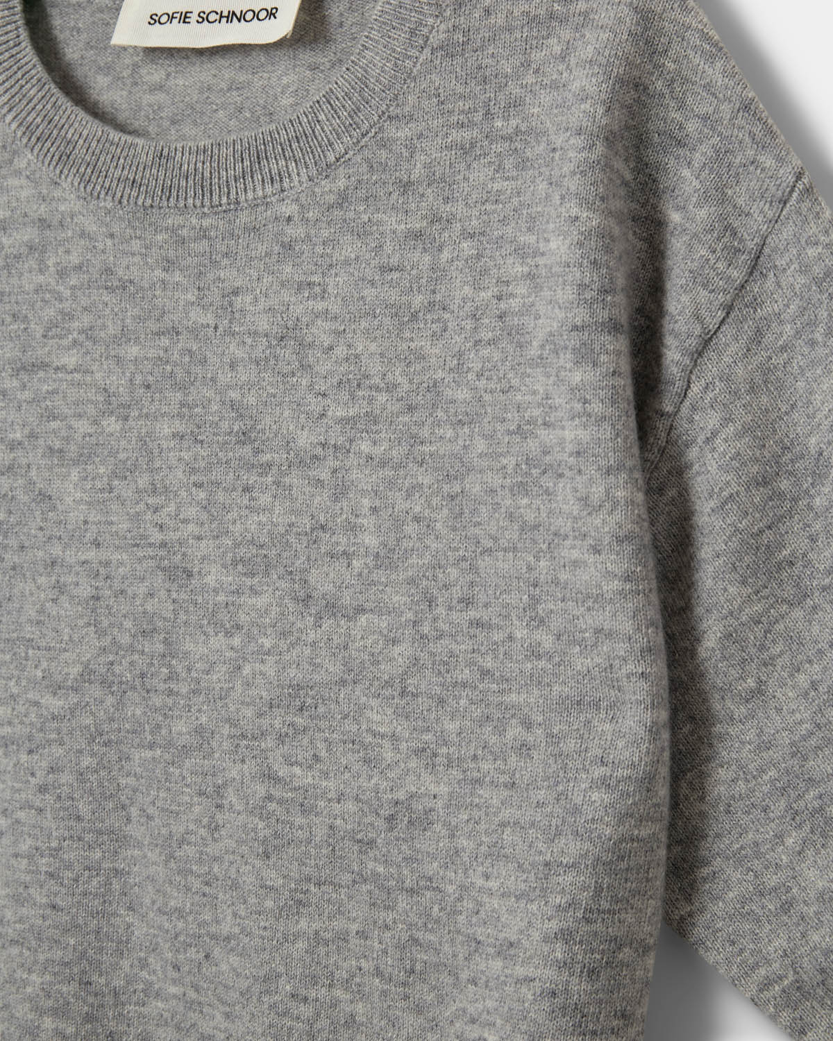 sofie-schnoor-young-vianasy-knit-strickpullover-grey-melange-wolle image 3