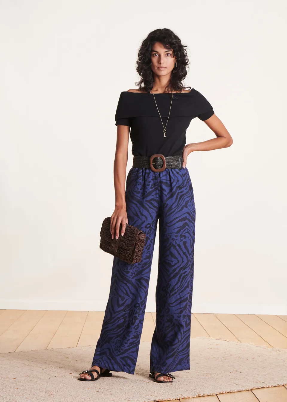 la-f-e-marabout-e-pacoa-hose-blau-leinen-animalprint-weit image 1