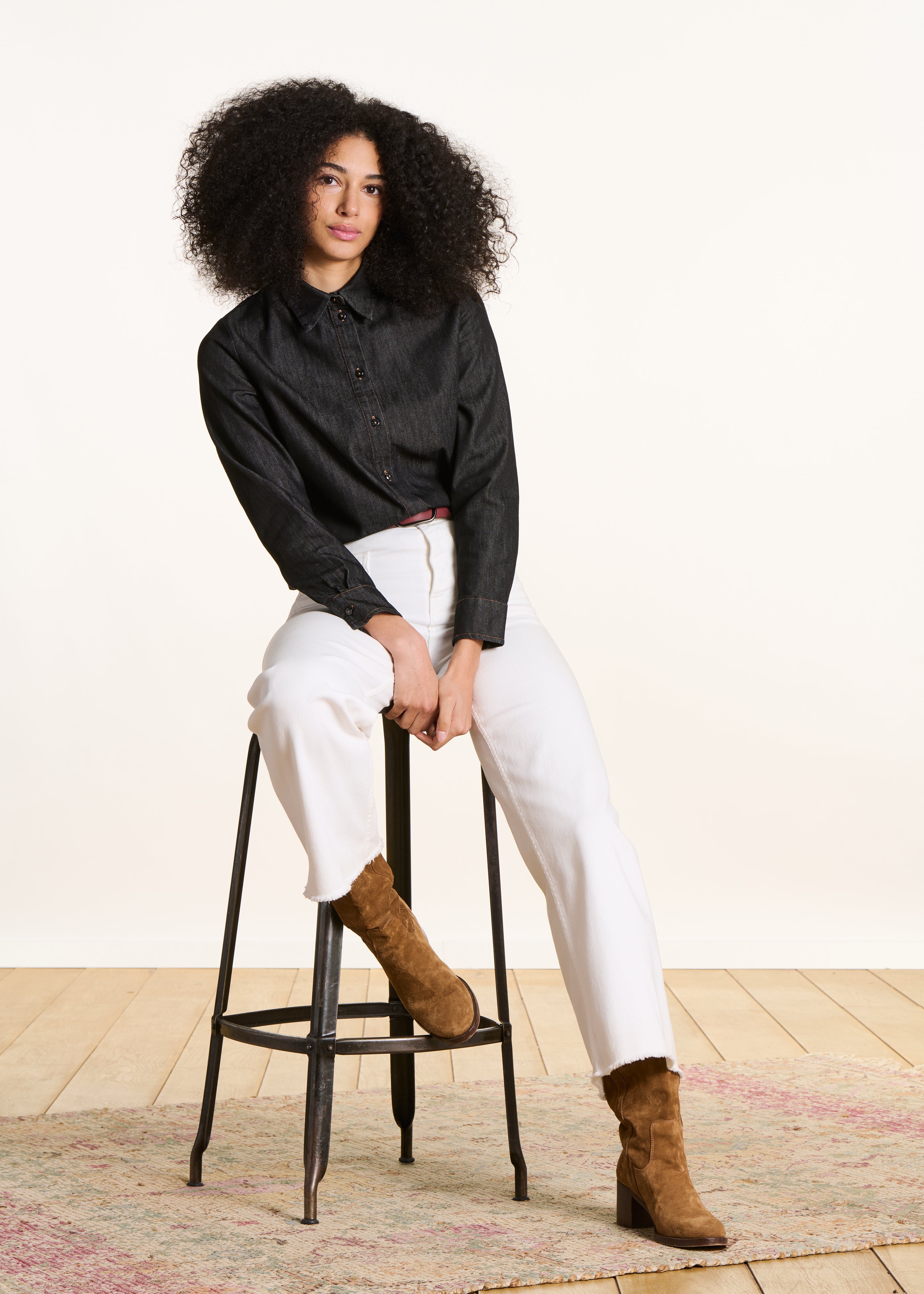 la-f-e-marabout-e-epnos-schwarze-jeans-bluse-langarm image 2