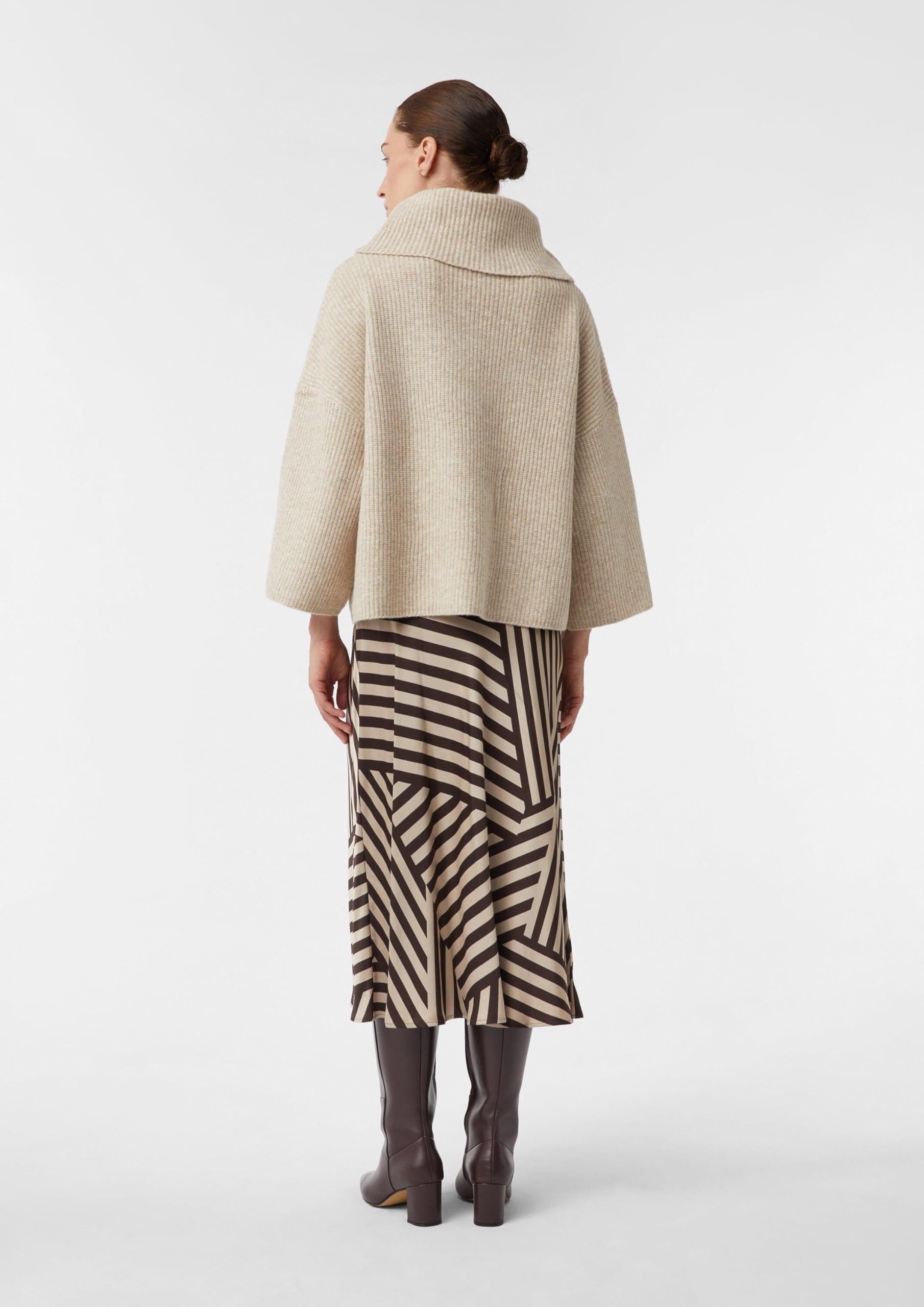 comma-ponchos-poncho-pullover-boxy-fit-sandfarben-xl image 7
