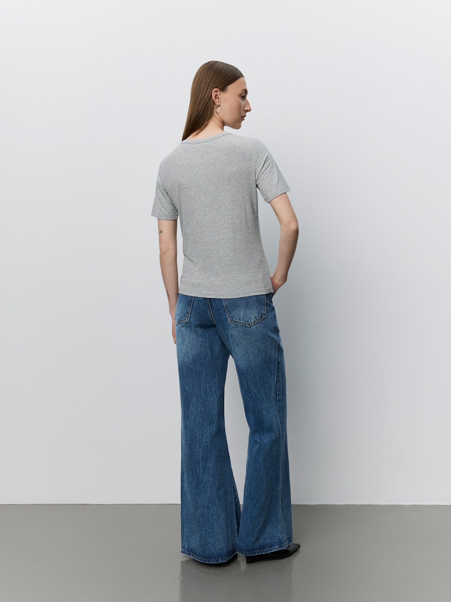 sofie-schnoor-women-natalia-t-shirt-grau-mel-kurzarm image 4