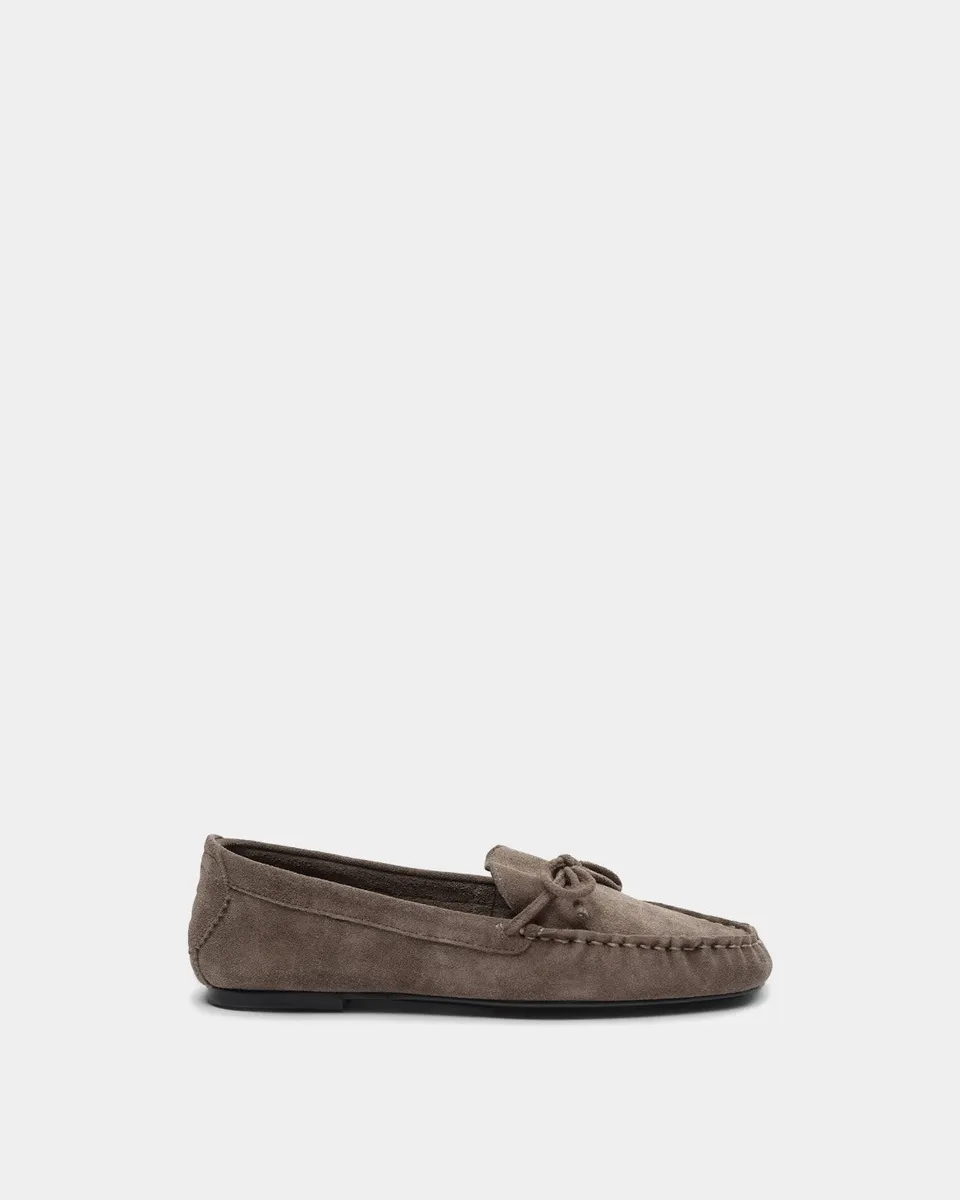 sofie-schnoor-tammysw-loafer-warm-sand-wildleder image 1