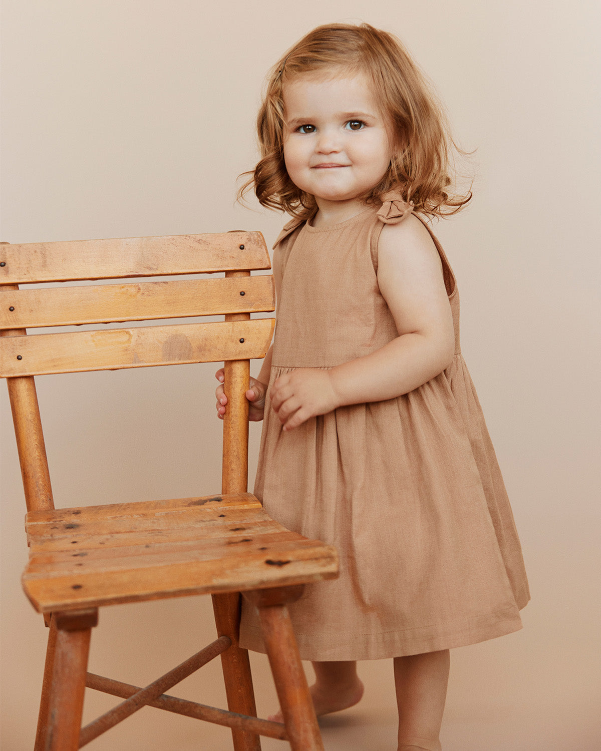 sofie-schnoor-baby-gladysb-dress-kleid-braun-schleife image 2